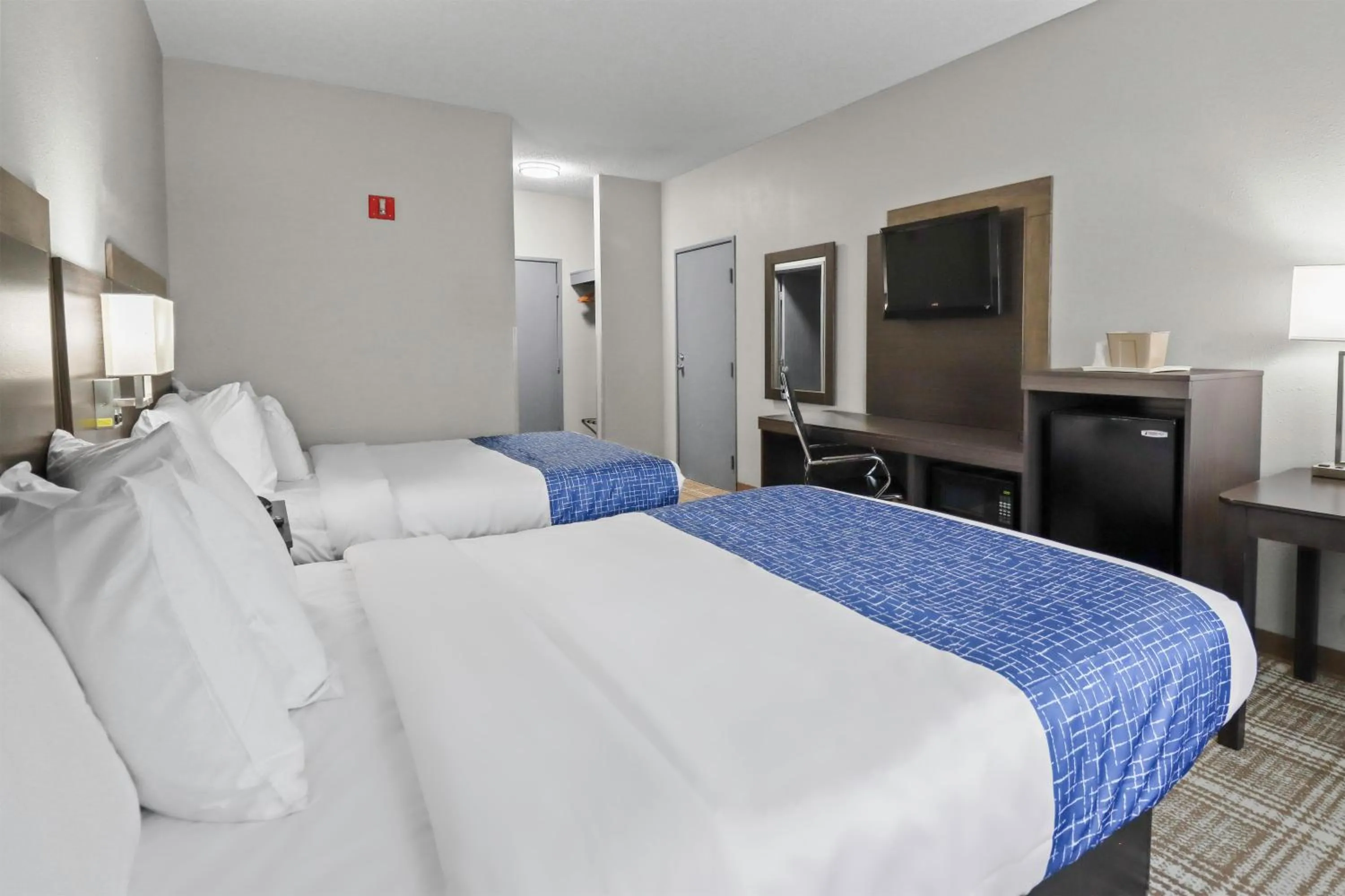 GrandStay Hotel & Suites Minocqua