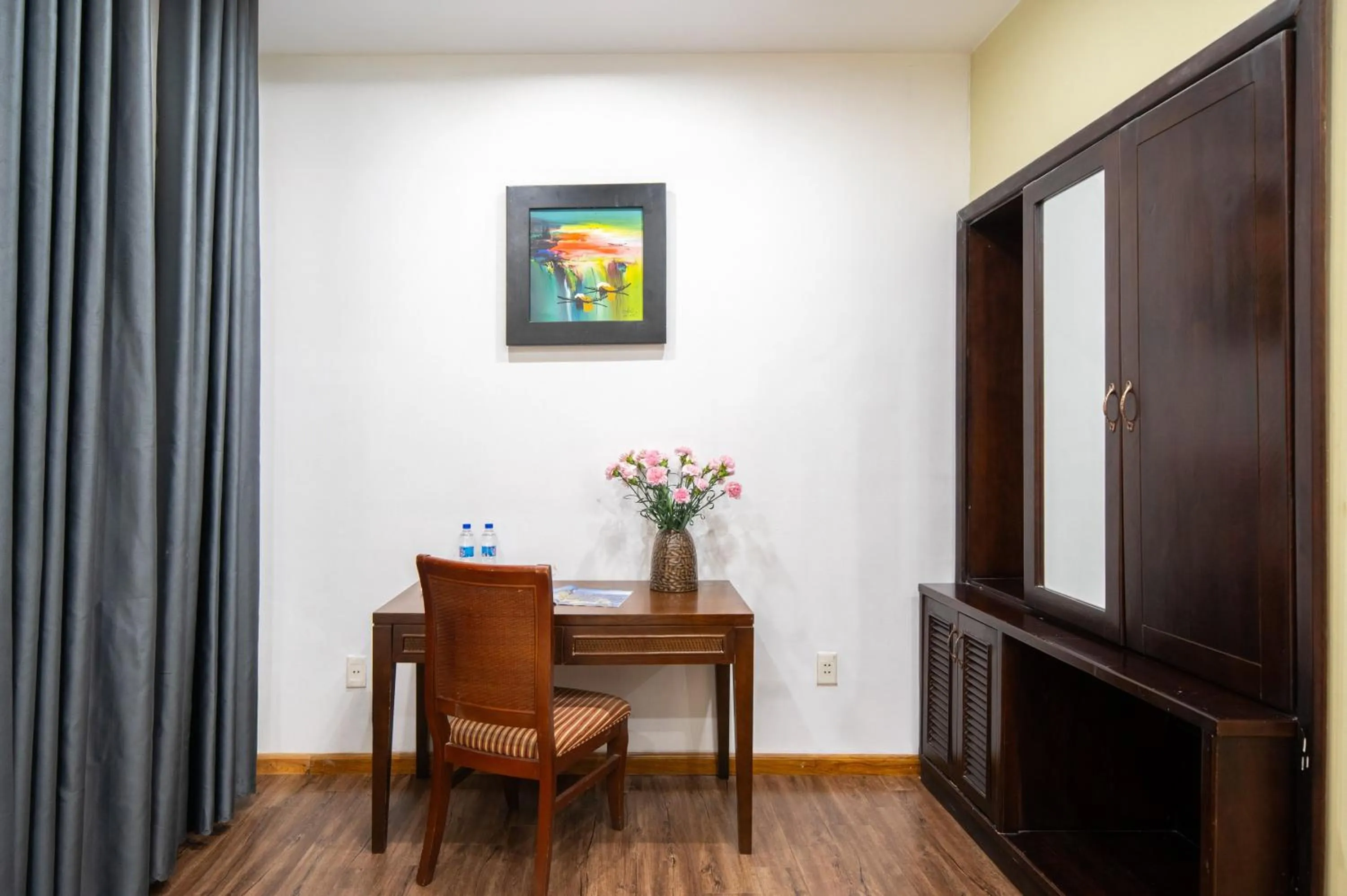 Living room in Shine Hue Hotel 2