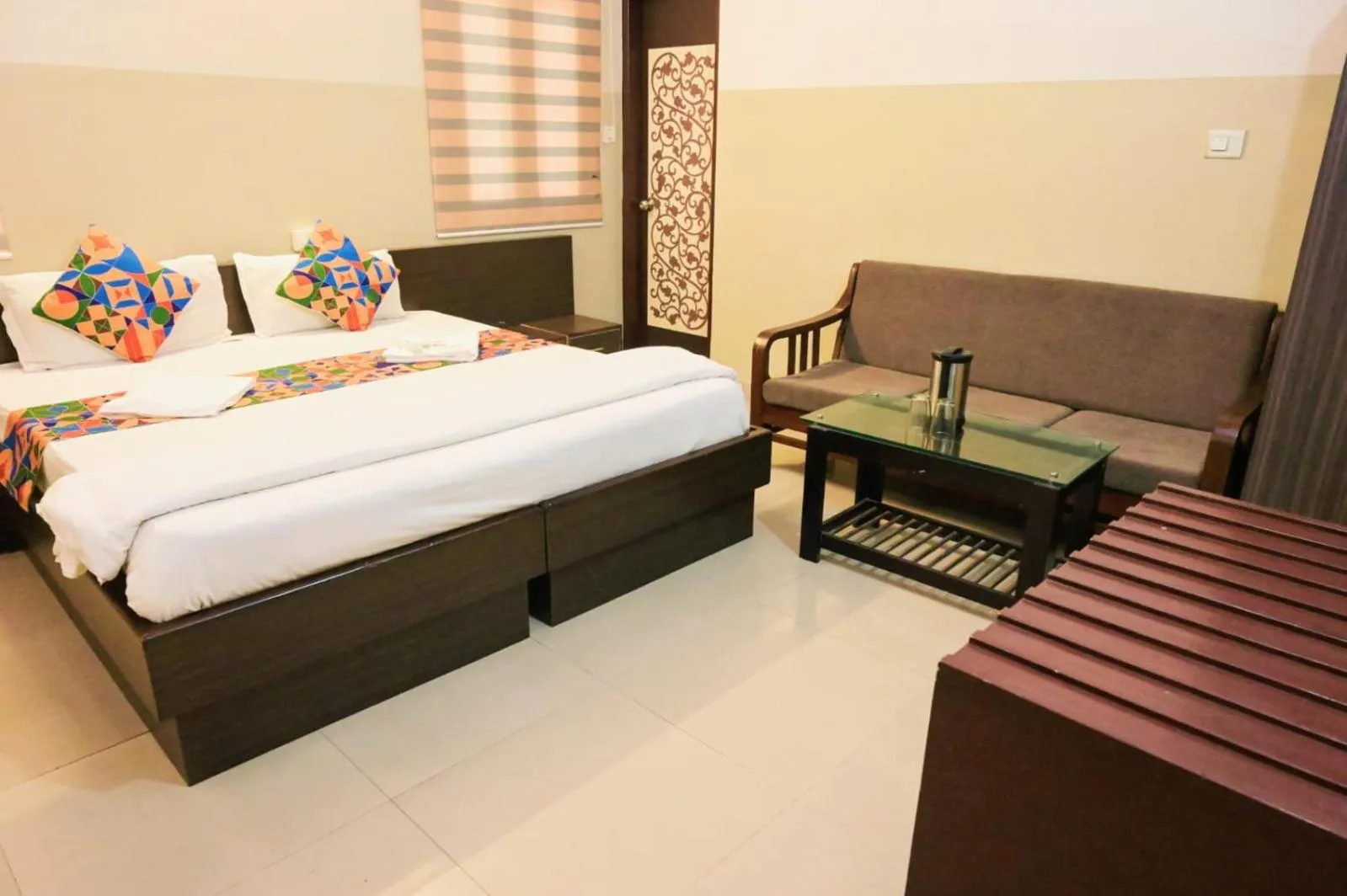 Living room, Bed in Hotel Comfort Inn