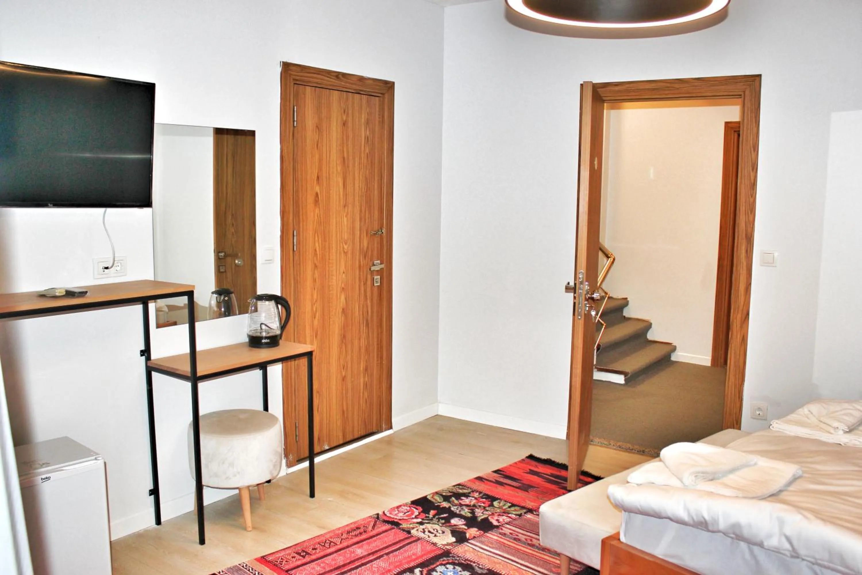 Photo of the whole room, Bed in Million Old City Apartment