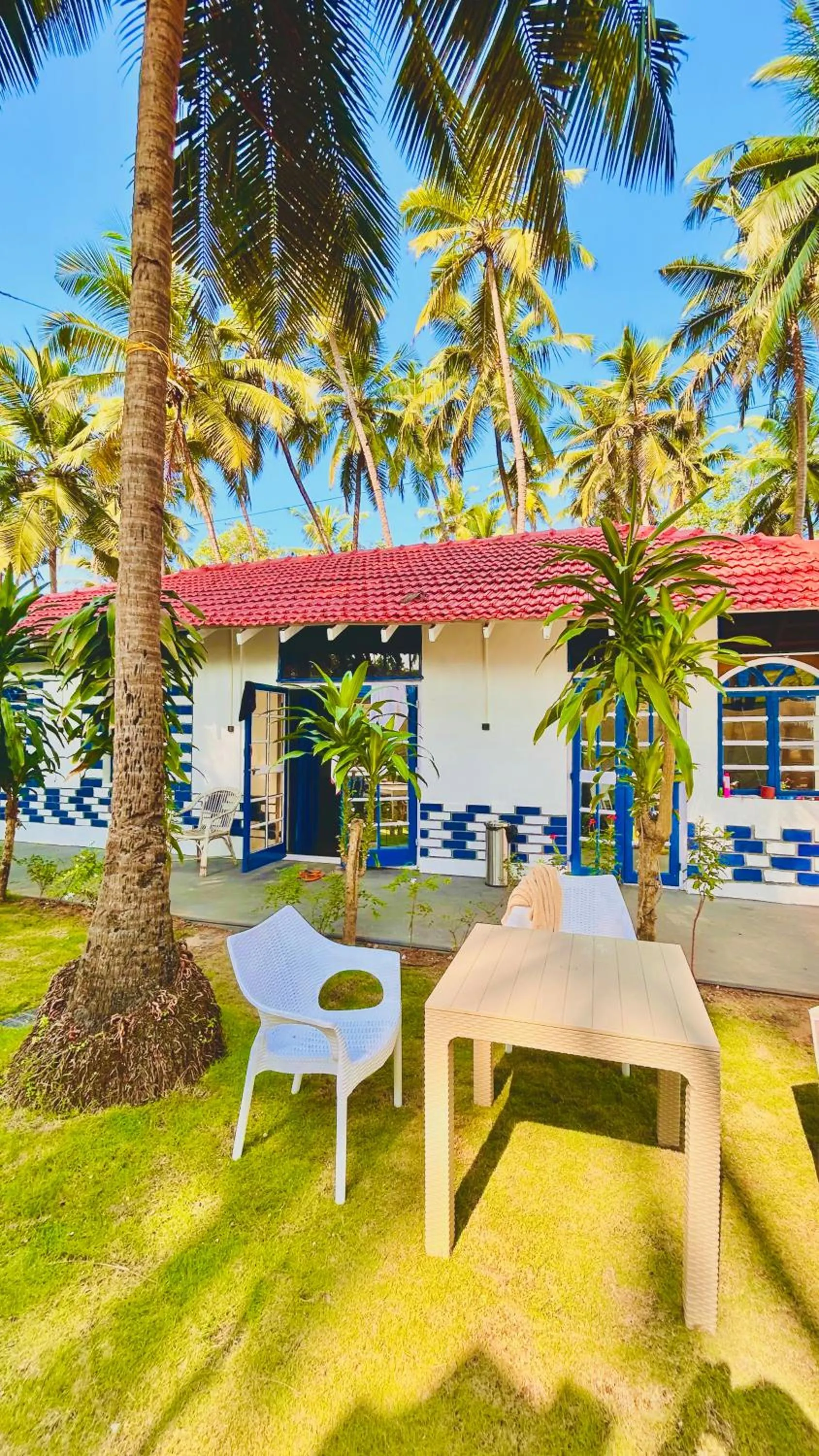 Property building in Garden Aroma Palolem, Beachside Hostel & Cafe Bar