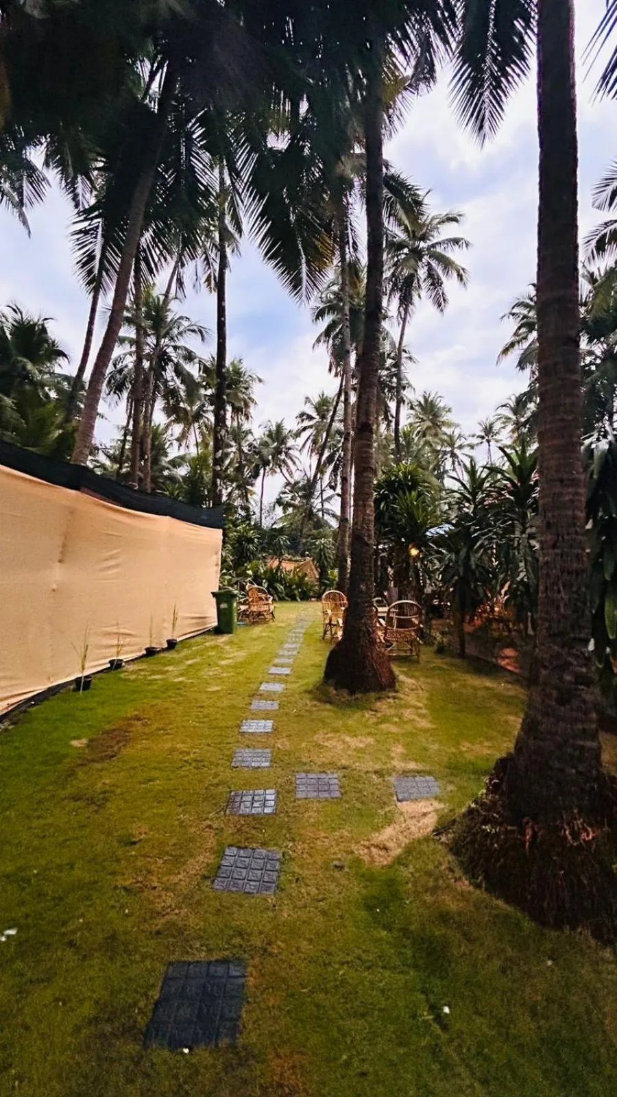 Spring in Garden Aroma Palolem, Beachside Hostel & Cafe Bar