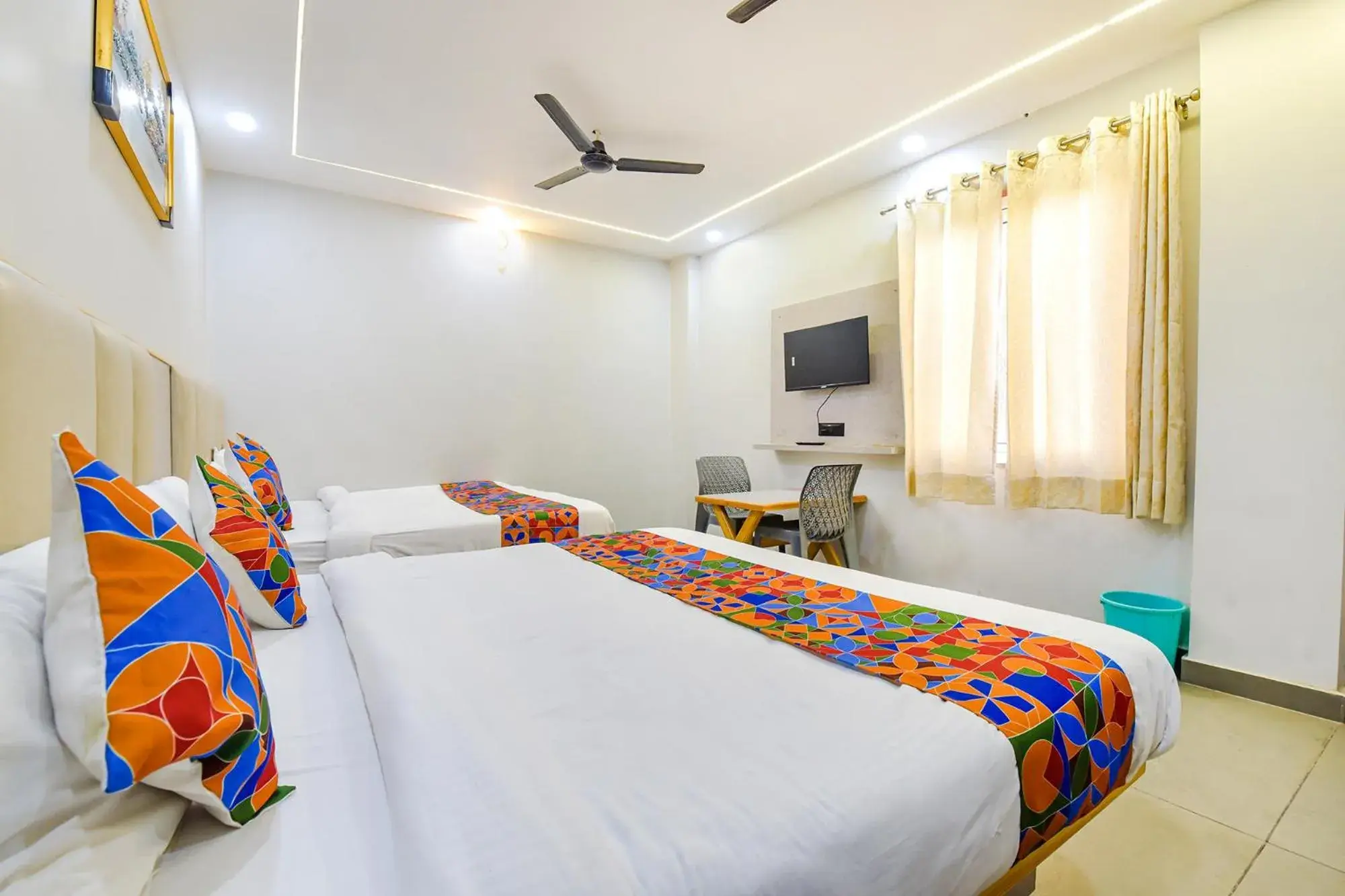 Bed in FabHotel Heaven Palace Bed in FabHotel Heaven Palace