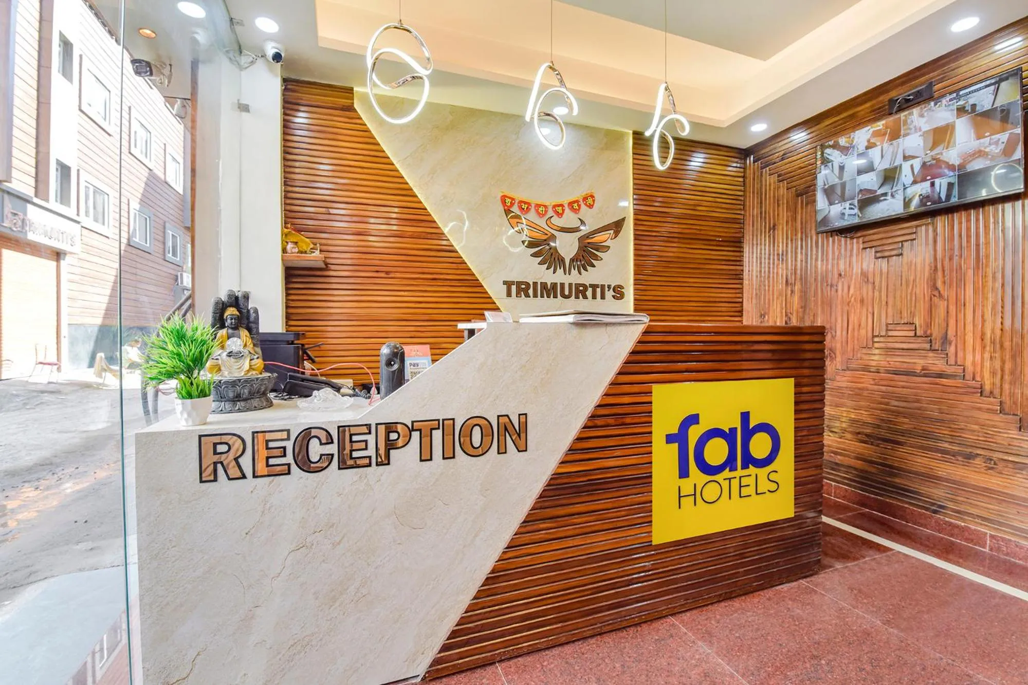 Lobby or reception in FabHotel Heaven Palace