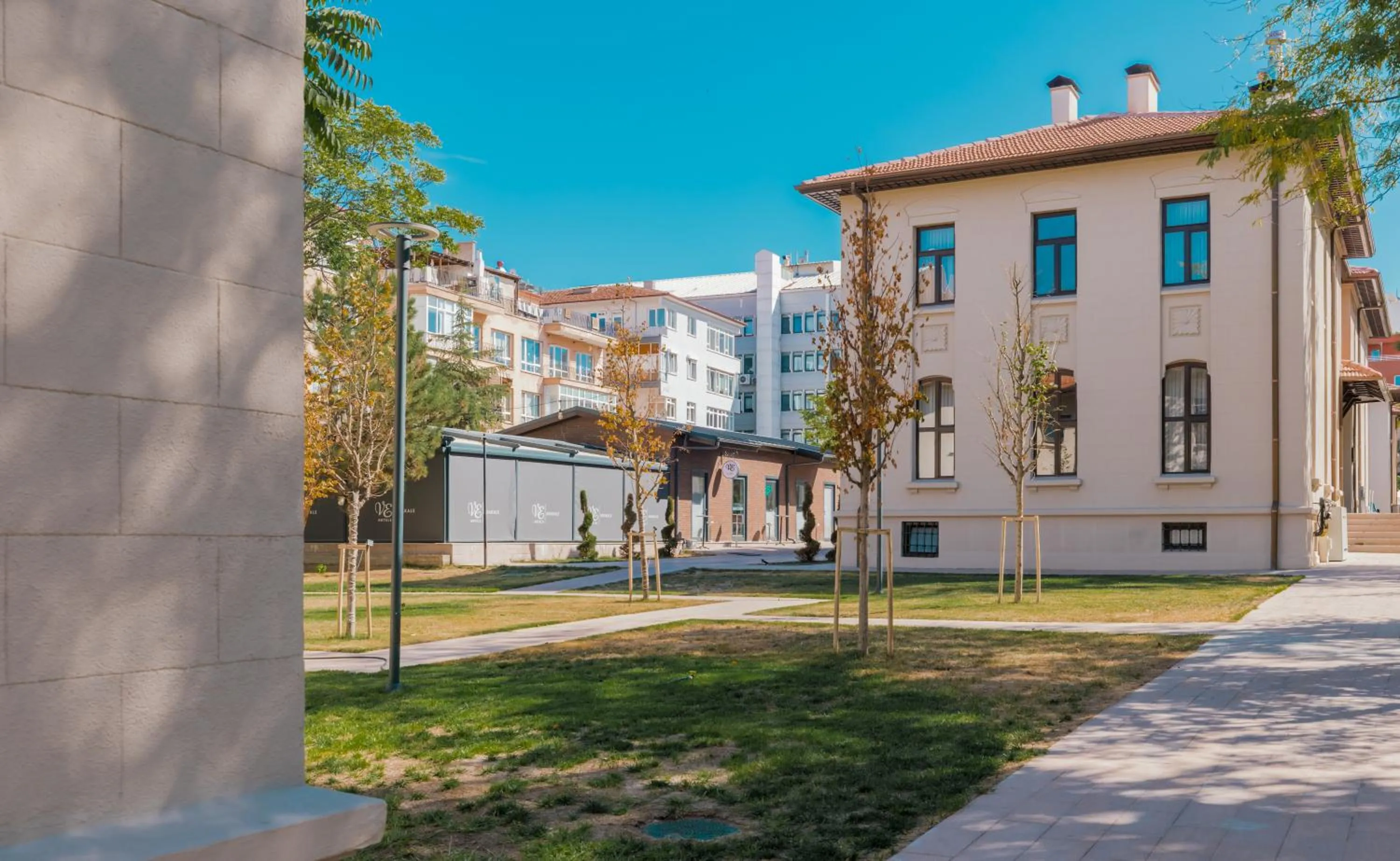 Spring in VE Hotels Adakale