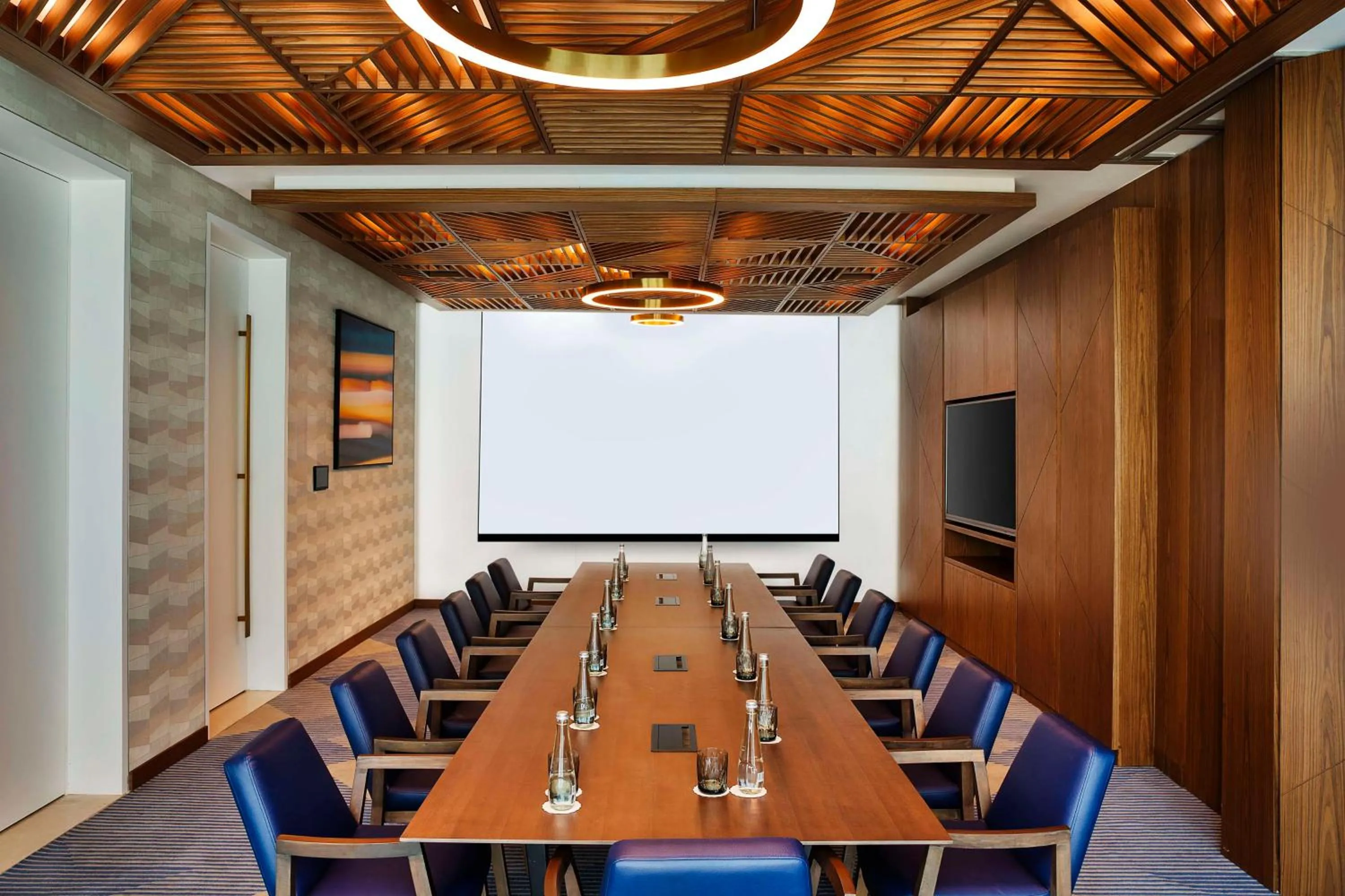 Meeting/conference room in Tumbi Hotel Dubai The Palm,Tapestry Collection Hilton