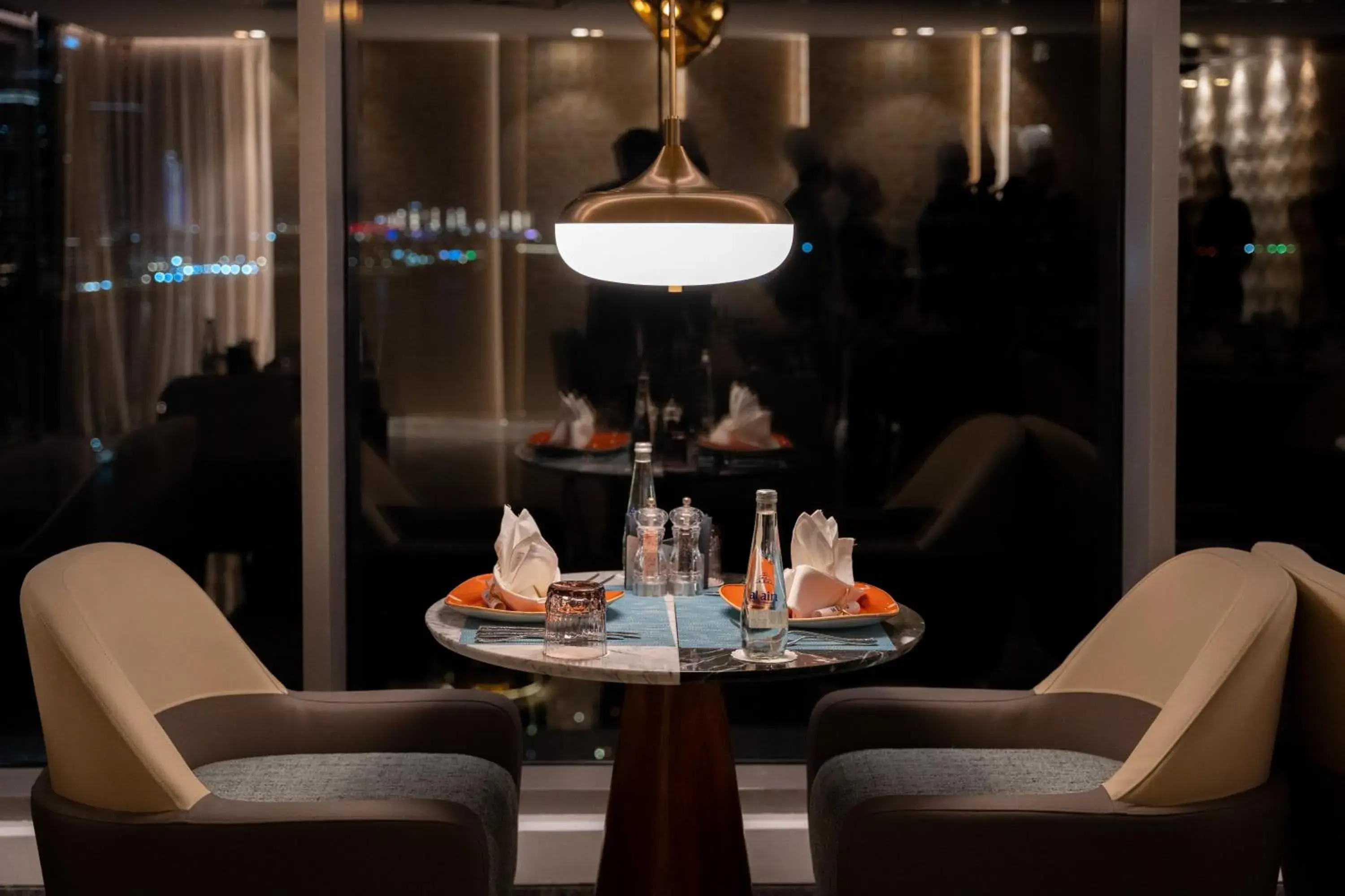 Restaurant/places to eat in Tumbi Hotel Dubai The Palm,Tapestry Collection Hilton Restaurant/places to eat in Tumbi Hotel Dubai The Palm,Tapestry Collection Hilton