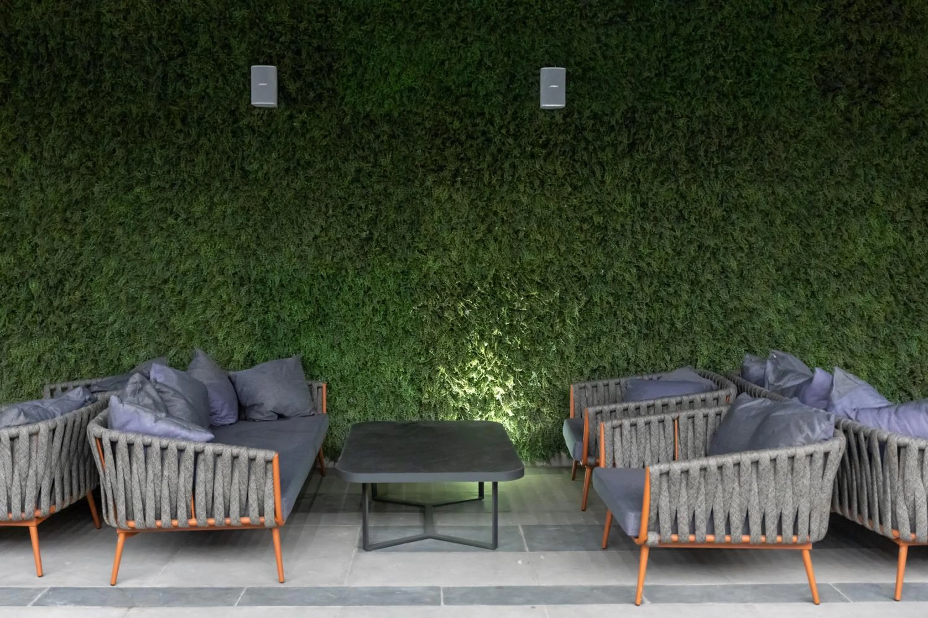 Seating area in Tumbi Hotel Dubai The Palm,Tapestry Collection Hilton