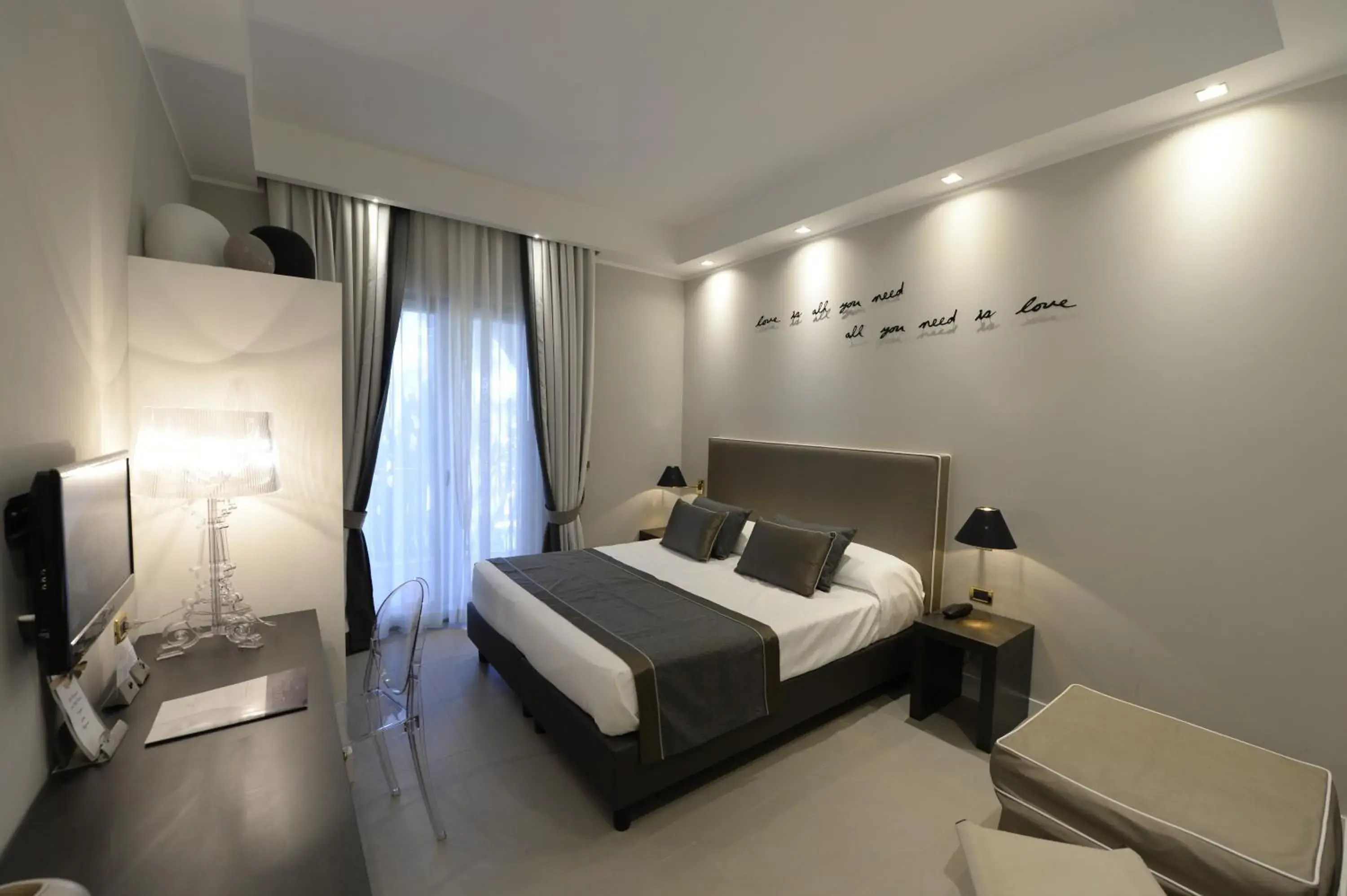 Elegance Double or Twin Room in Hotel Cerere Elegance Double or Twin Room in Hotel Cerere