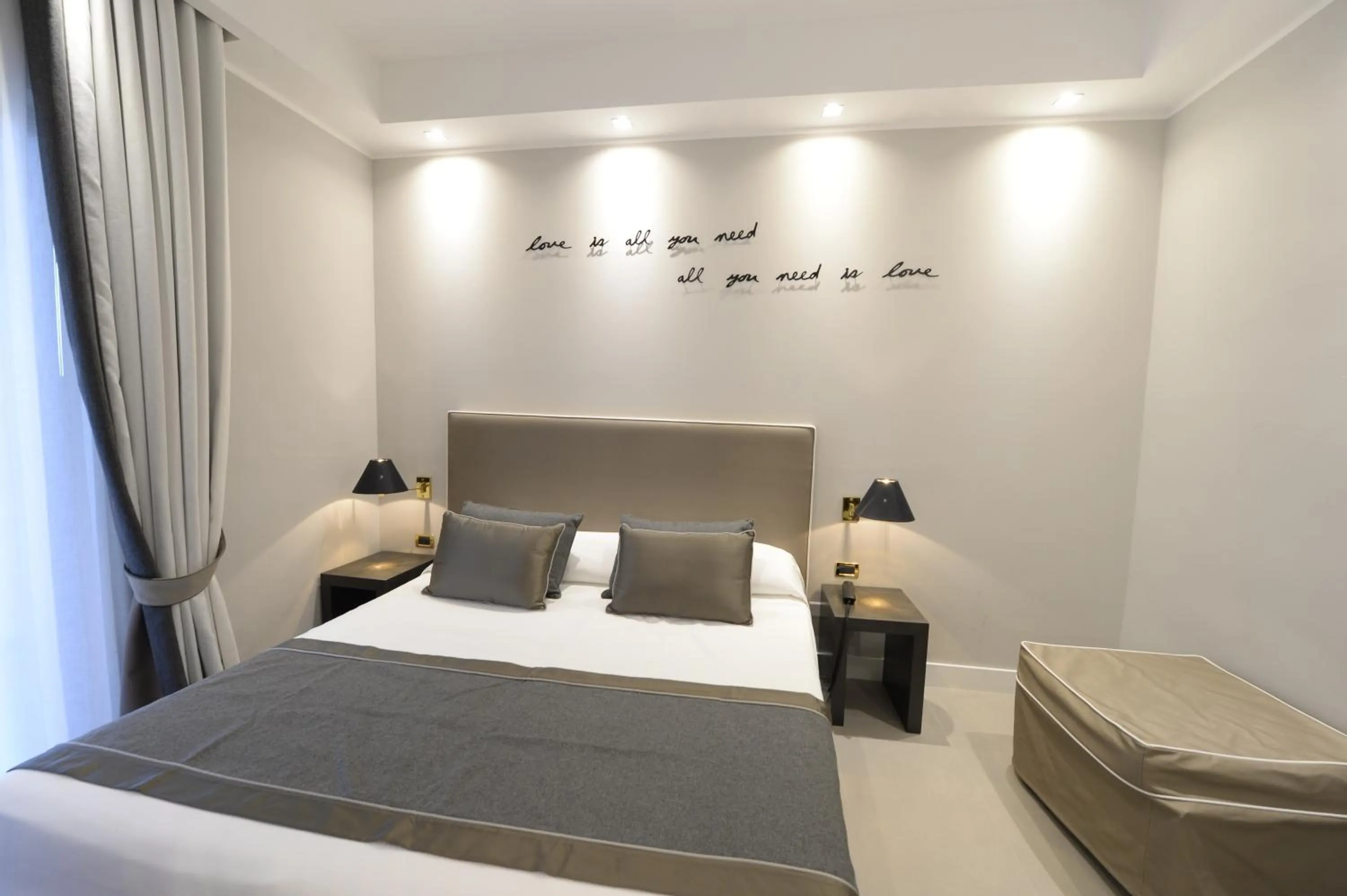 Photo of the whole room, Bed in Hotel Cerere