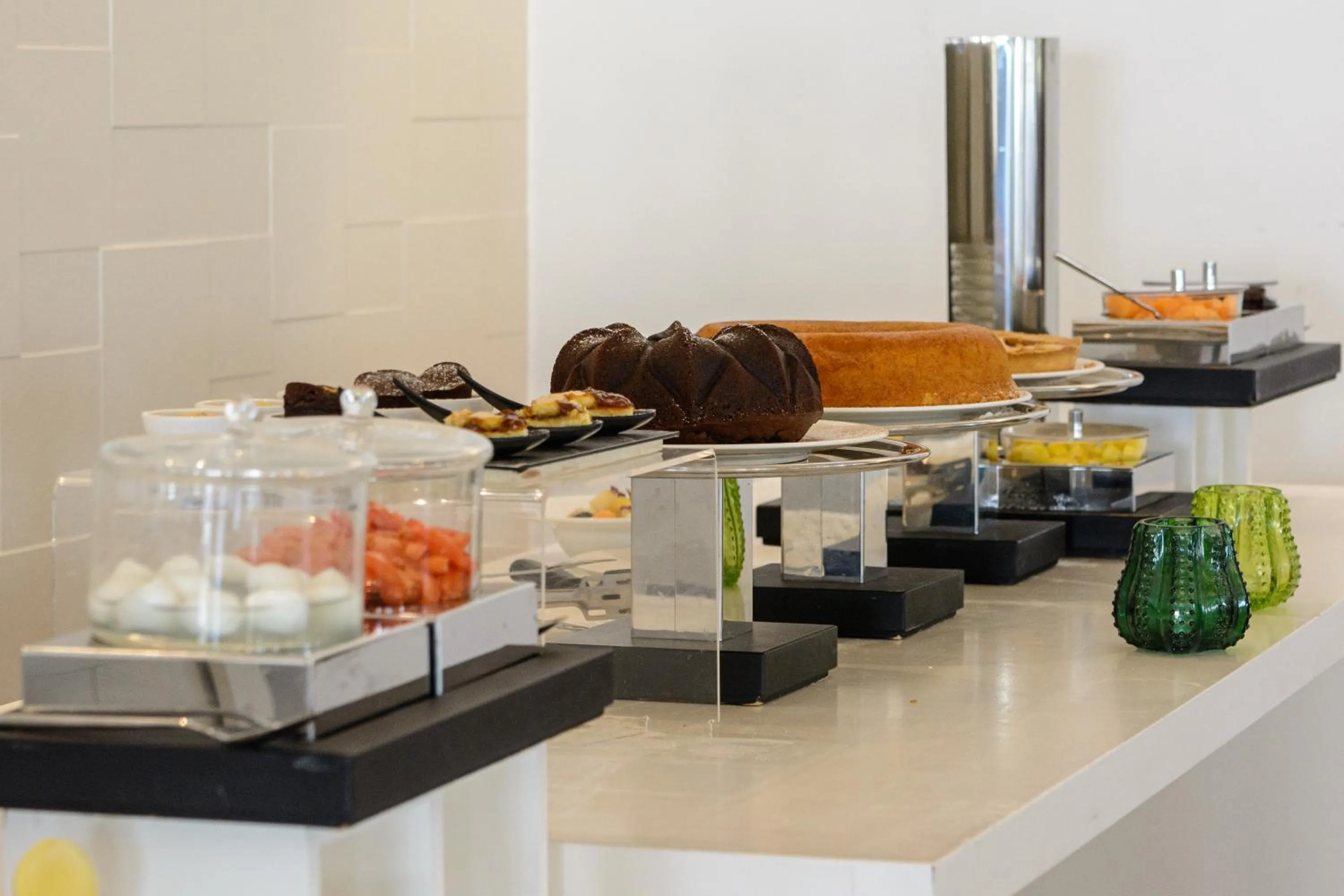 Continental breakfast in Hotel Cerere