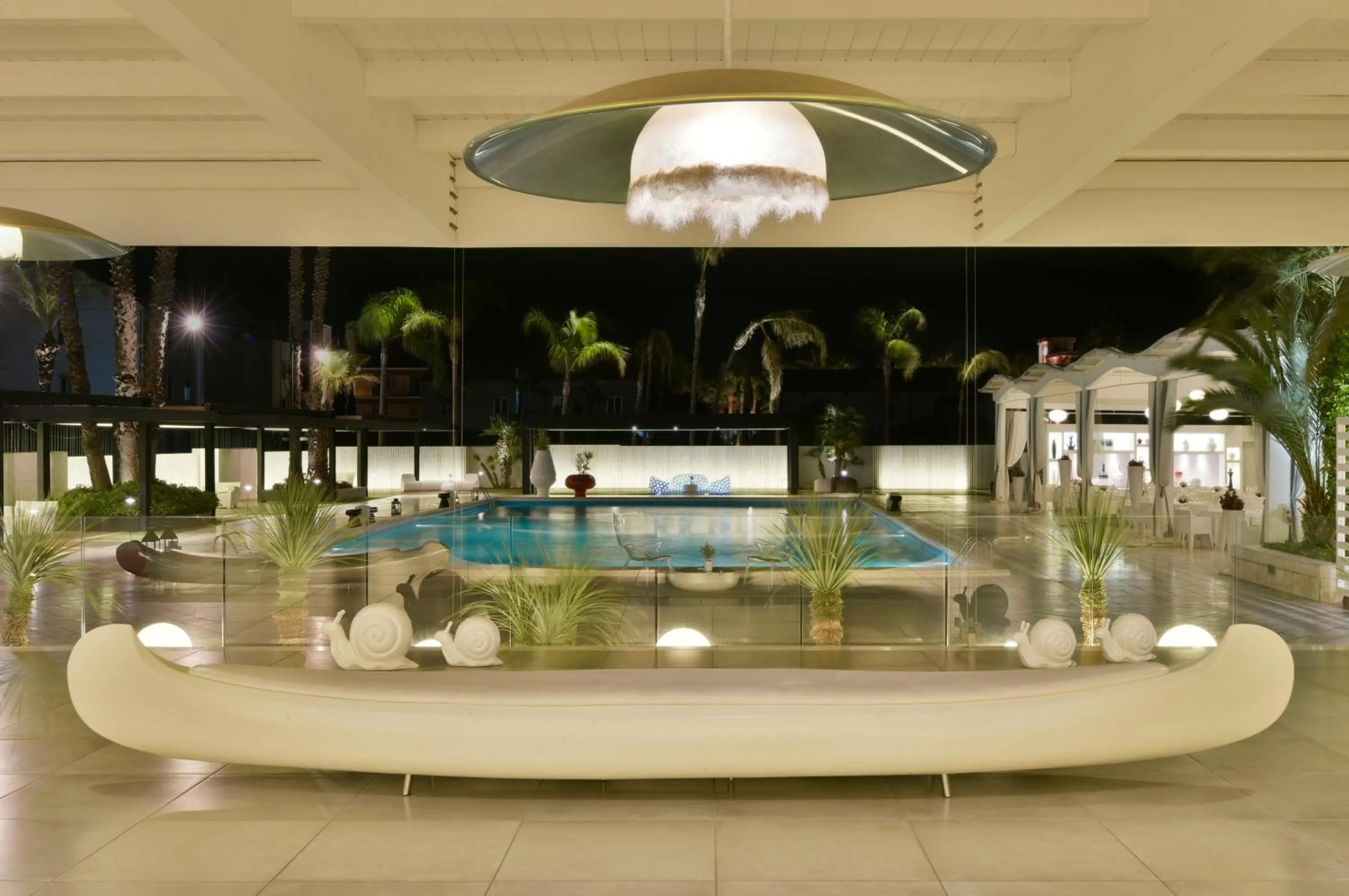 Swimming pool in Hotel Cerere