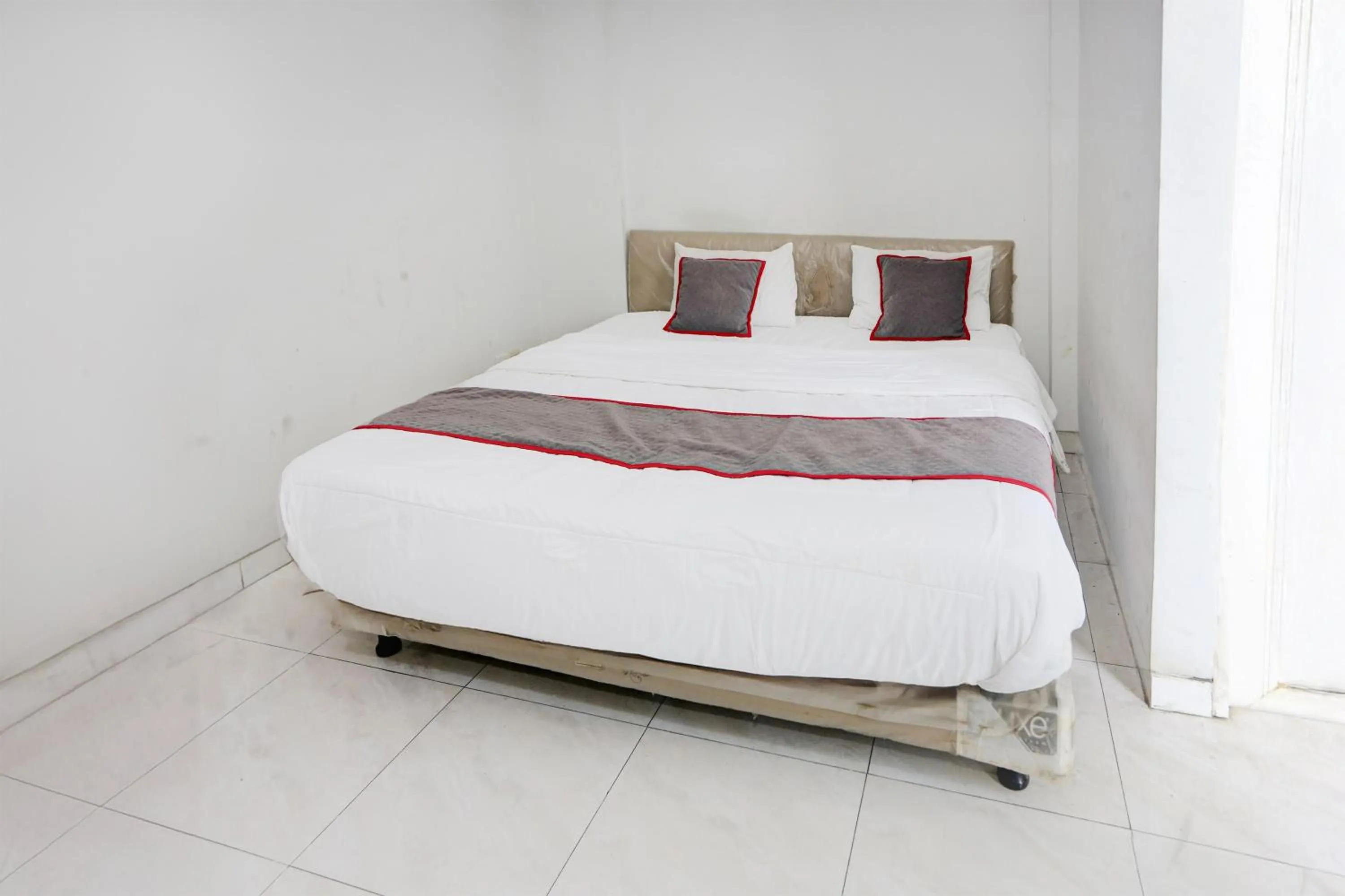 Bedroom, Bed in Collection O Tangerang Near Garuda Training Center