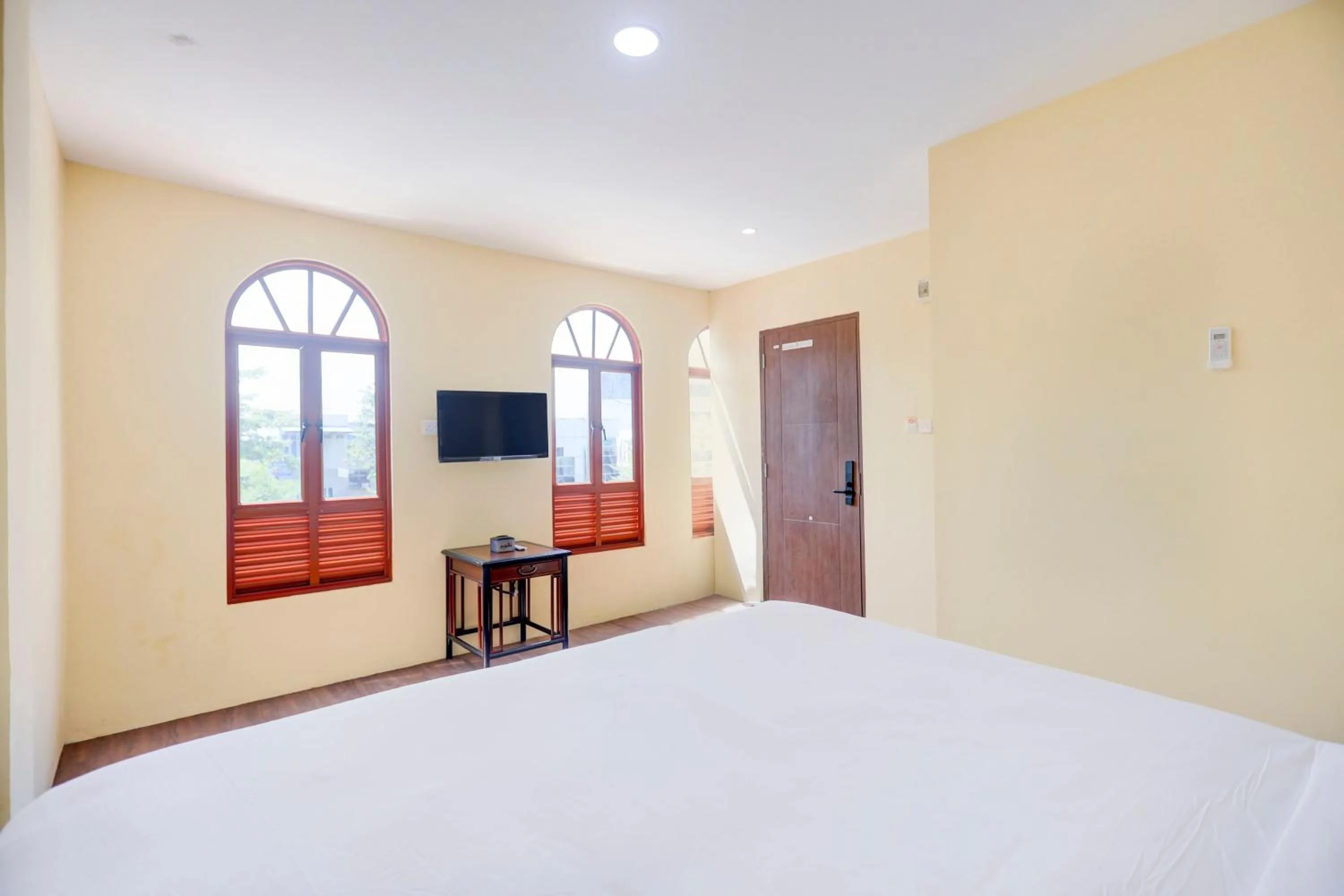 Bedroom, Bed in Collection O Nagoya Near Nagoya Hill Mall Formerly Sedago Inn