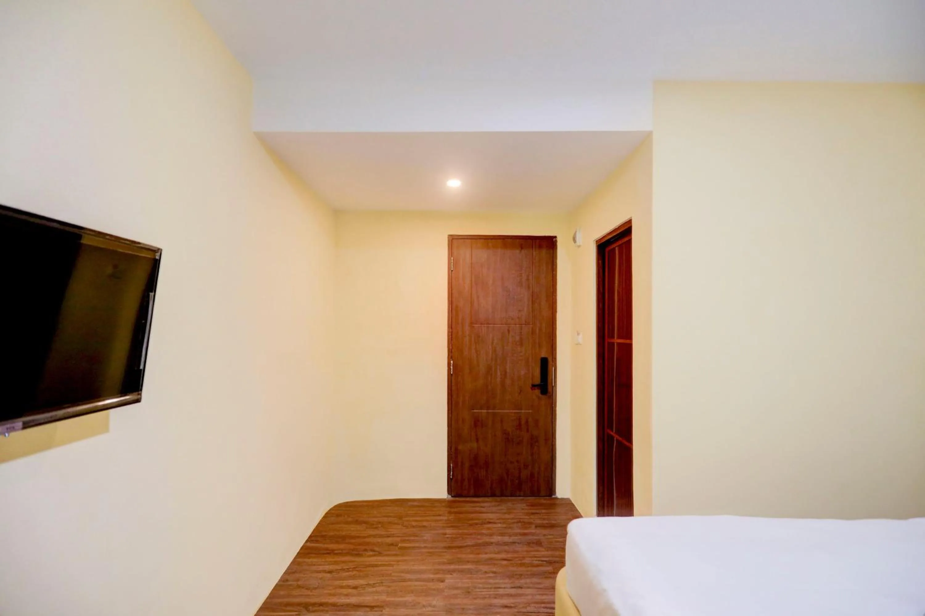 Bedroom, Bed in Collection O Nagoya Near Nagoya Hill Mall Formerly Sedago Inn