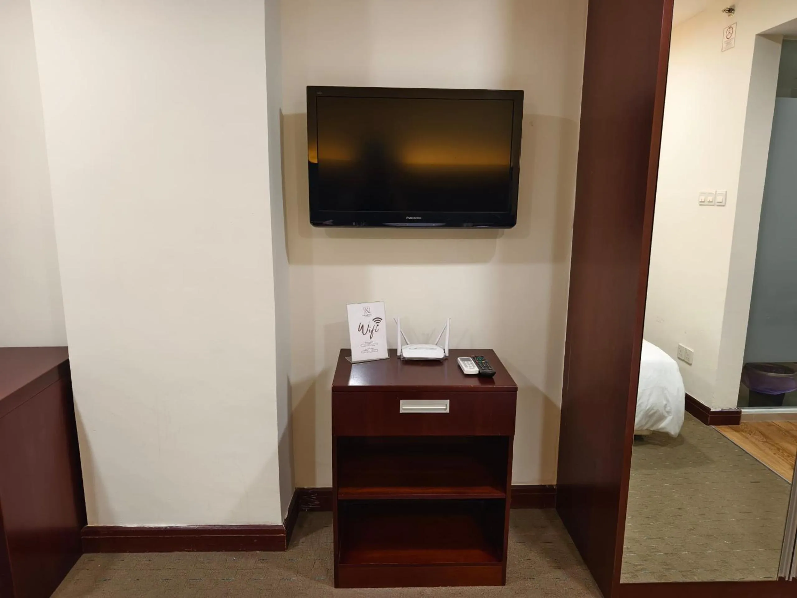 TV and multimedia in South China Sea Place by Kinabina Homestay