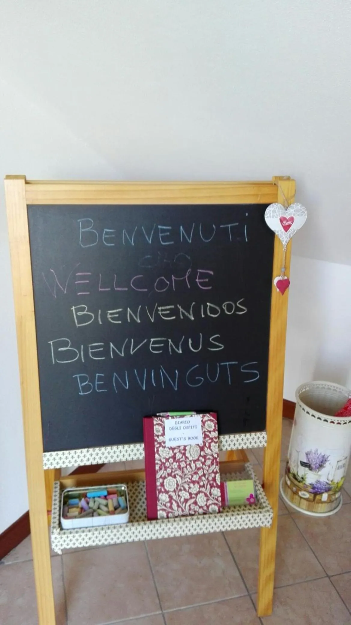 Decorative detail in B&B Belvedere