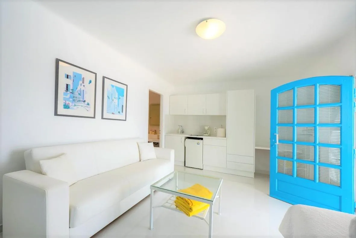 Adikri Villas & Suites