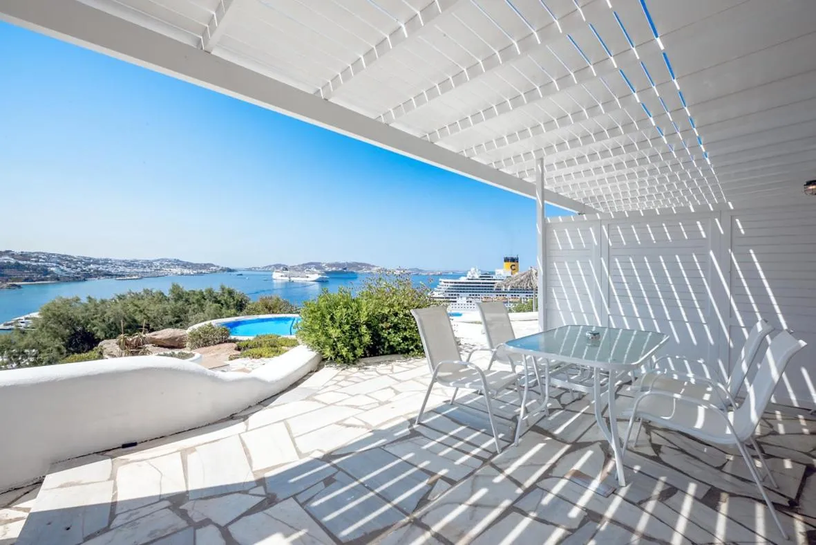 Adikri Villas & Suites