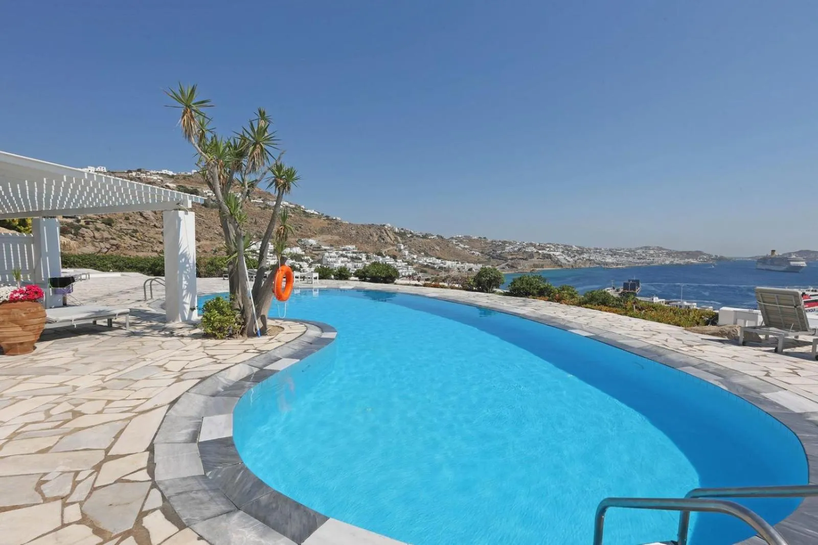 Adikri Villas & Suites