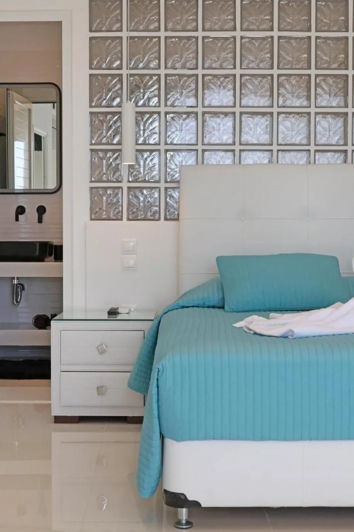 Bed in Adikri Villas & Suites