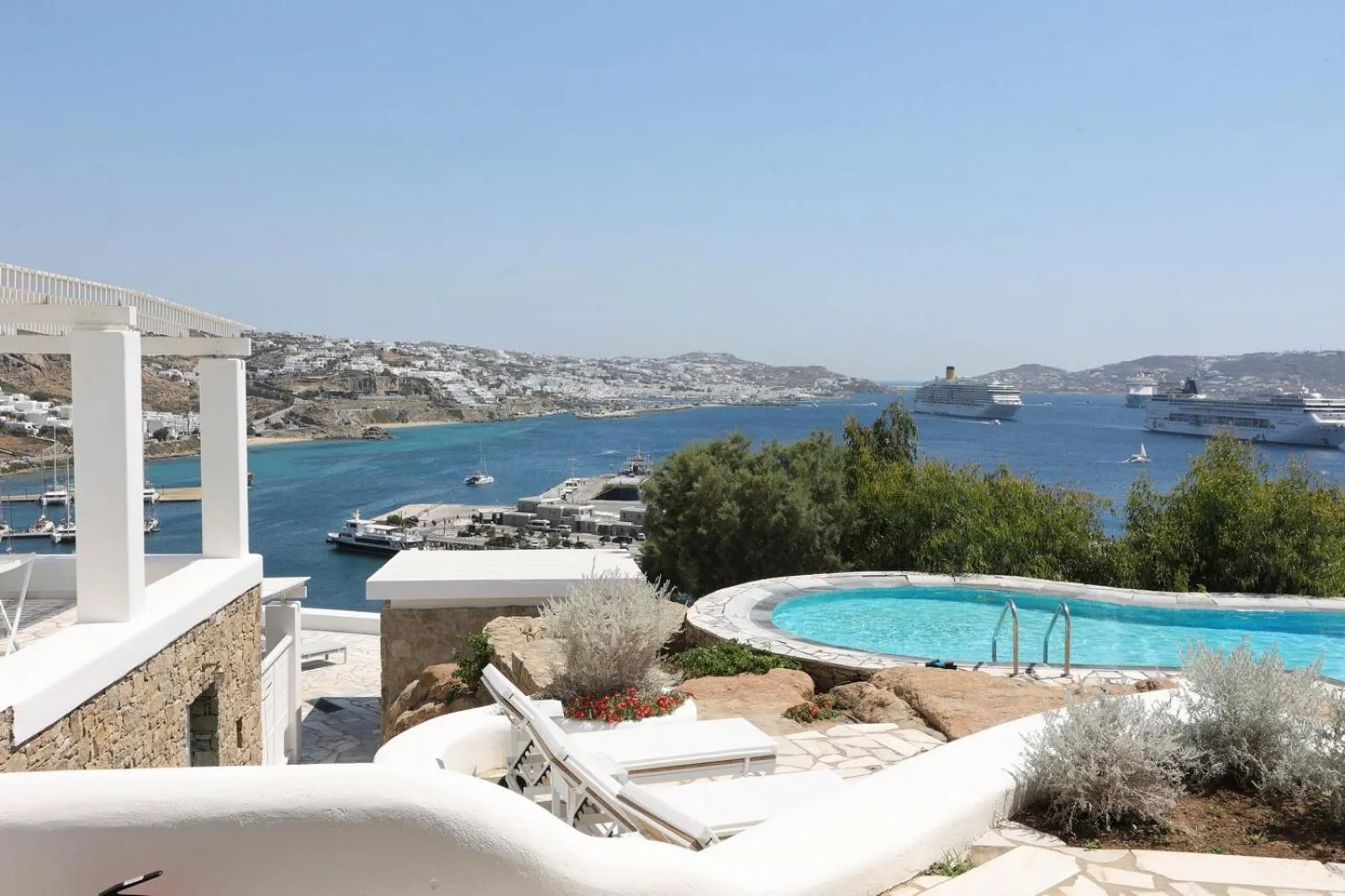 Adikri Villas & Suites