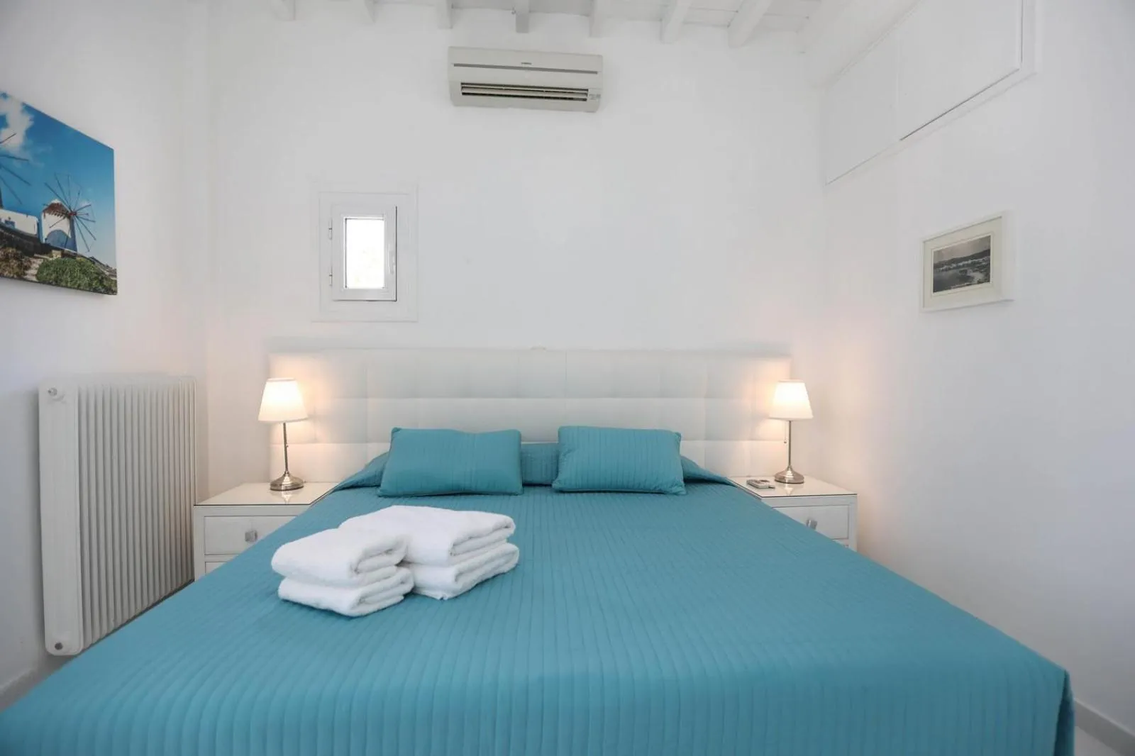 Bed in Adikri Villas & Suites