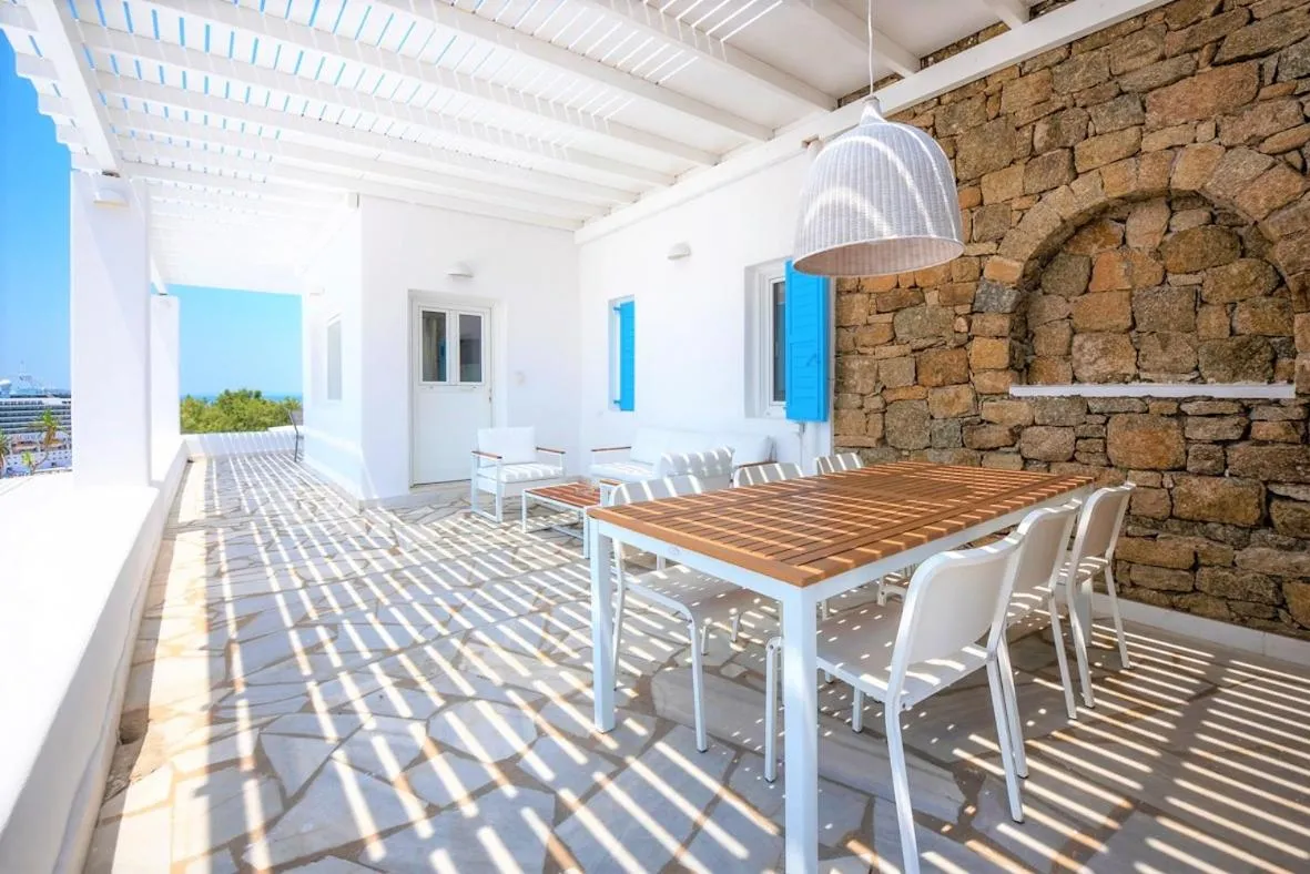 Adikri Villas & Suites