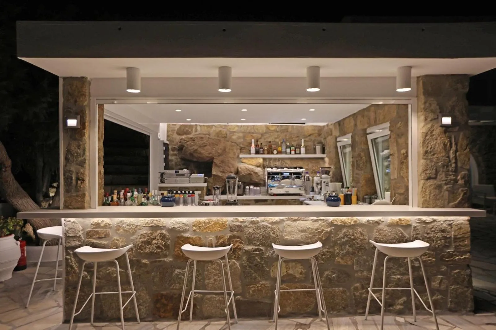 Lounge or bar in Adikri Villas & Suites