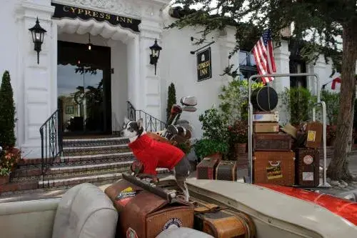 Cypress Inn Carmel-by-the-Sea Cypress Inn Carmel-by-the-Sea