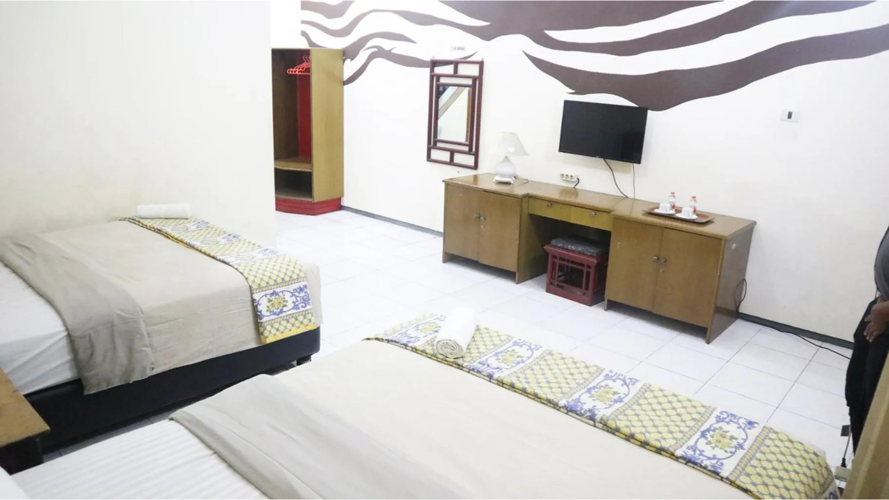 Bedroom, Bed in PLUM Hotel Palereman Batu