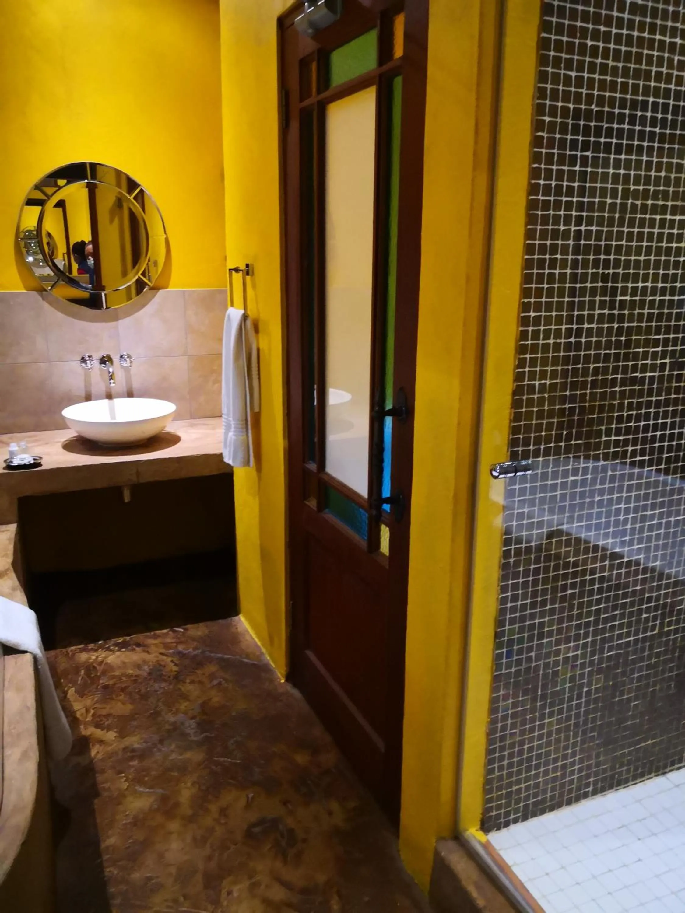 Bathroom, Bed in Riverstone Lodge