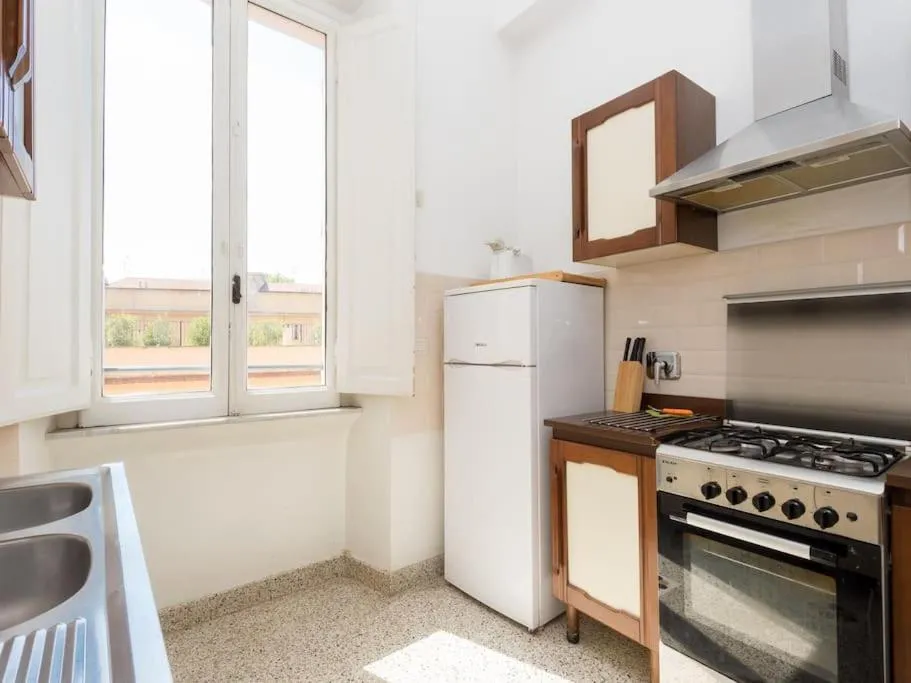 Vatican Comfortable Sunny Apartment