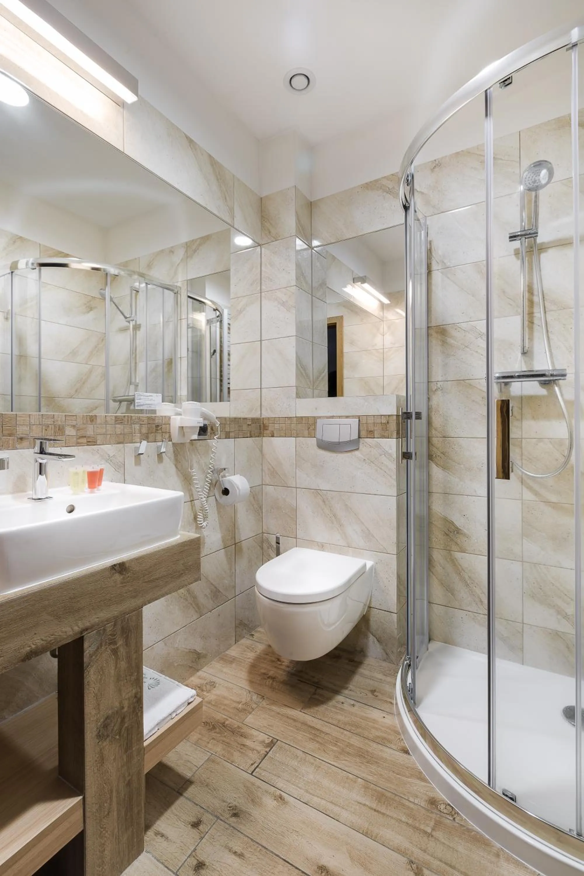 Photo of the whole room in Uzdrowisko Cieplice - Jelenia Góra - Długi Dom