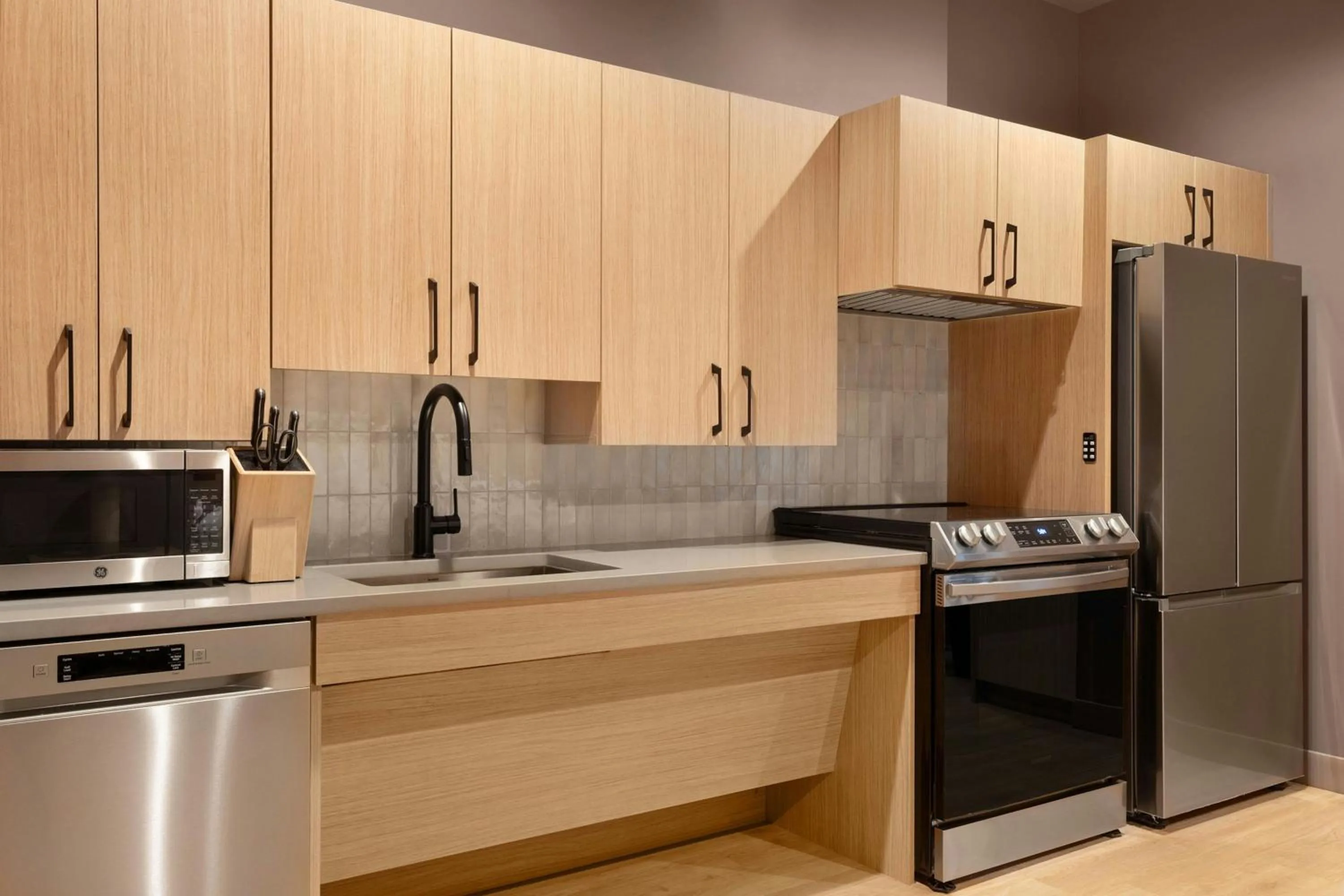 Kitchen or kitchenette in Sonder by Marriott Bonvoy Onterie Apartments Magnificent Mile