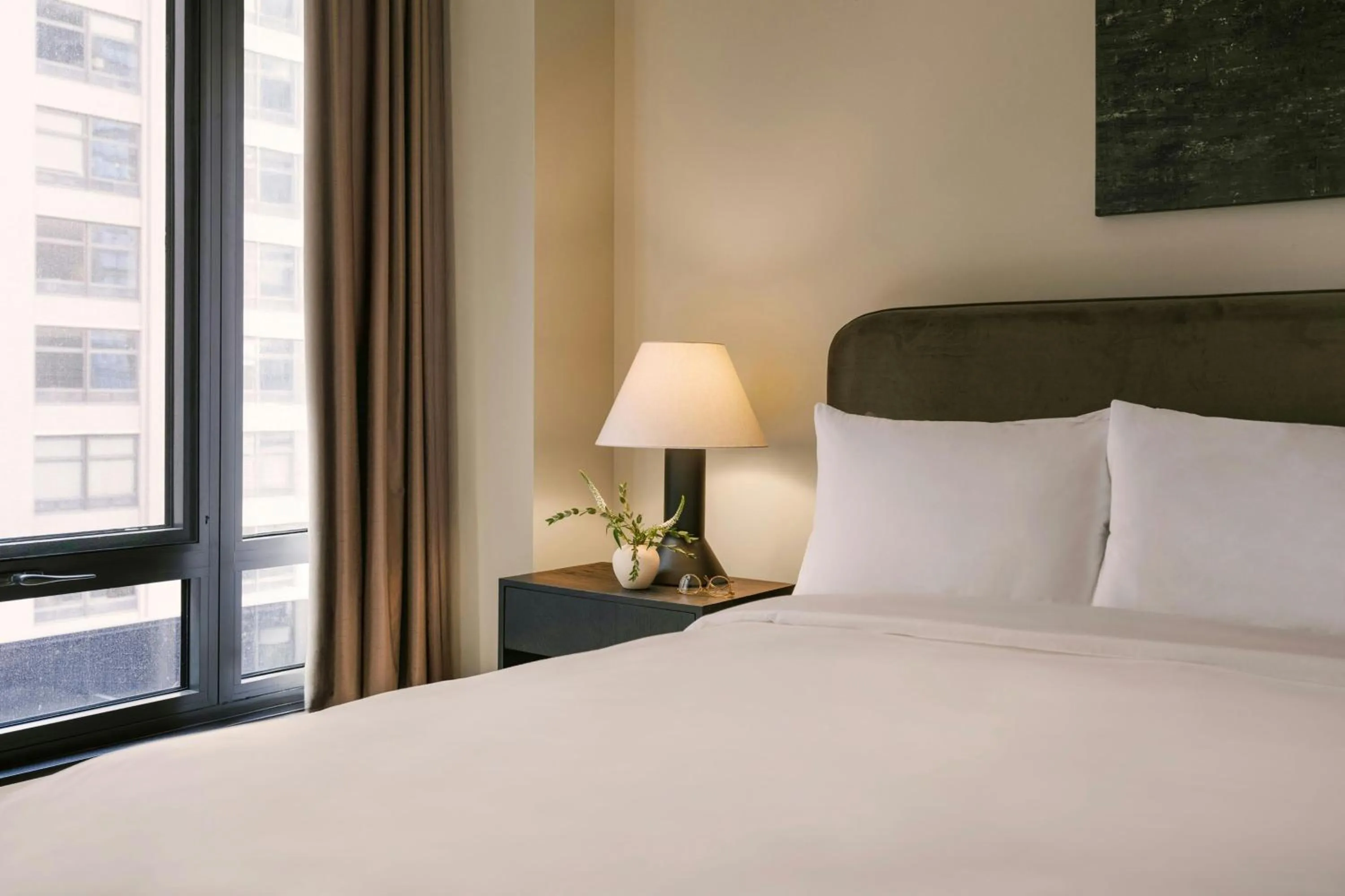 Bedroom, Bed in Sonder by Marriott Bonvoy Onterie Apartments Magnificent Mile