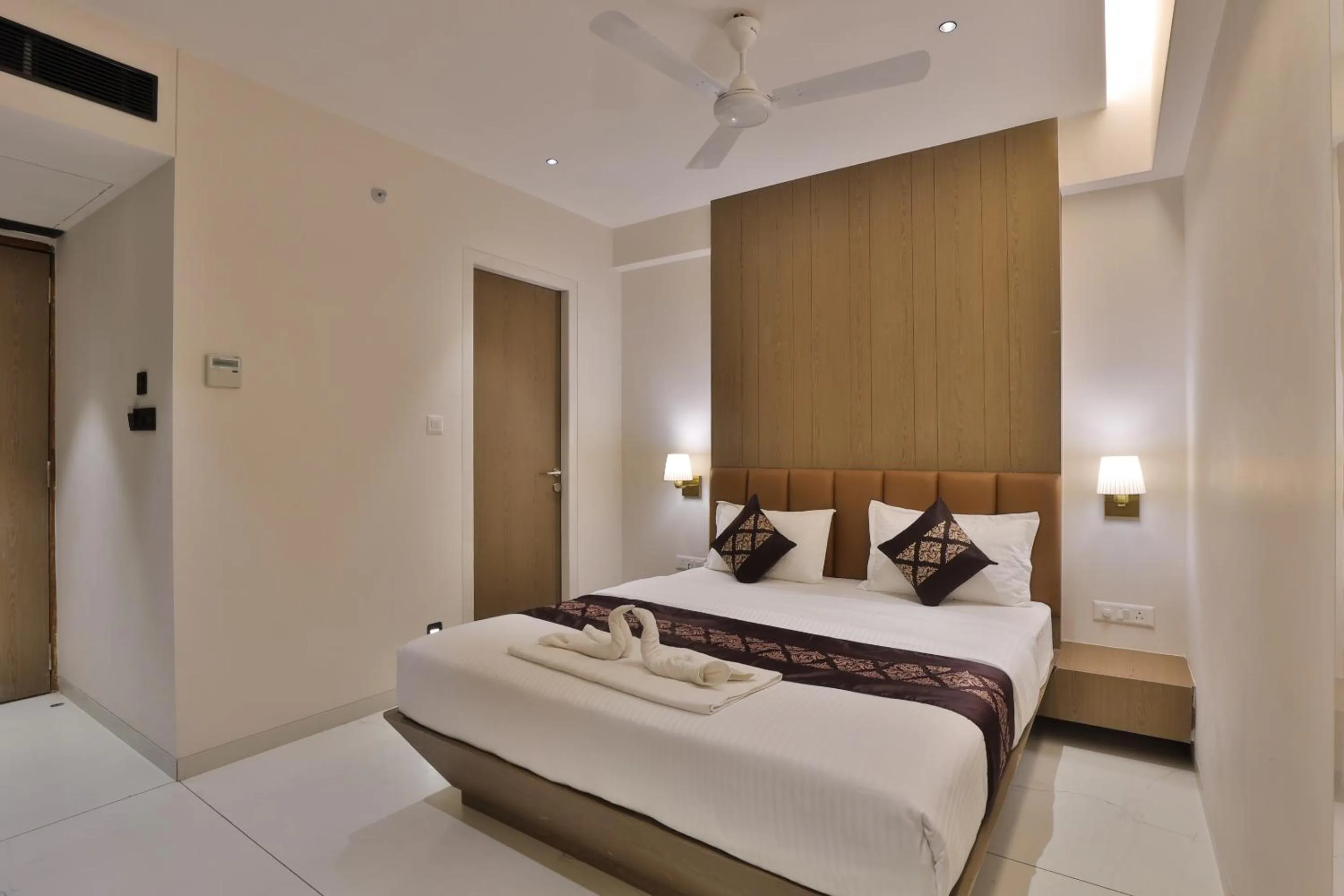 Bed in Hotel Bawa Inn