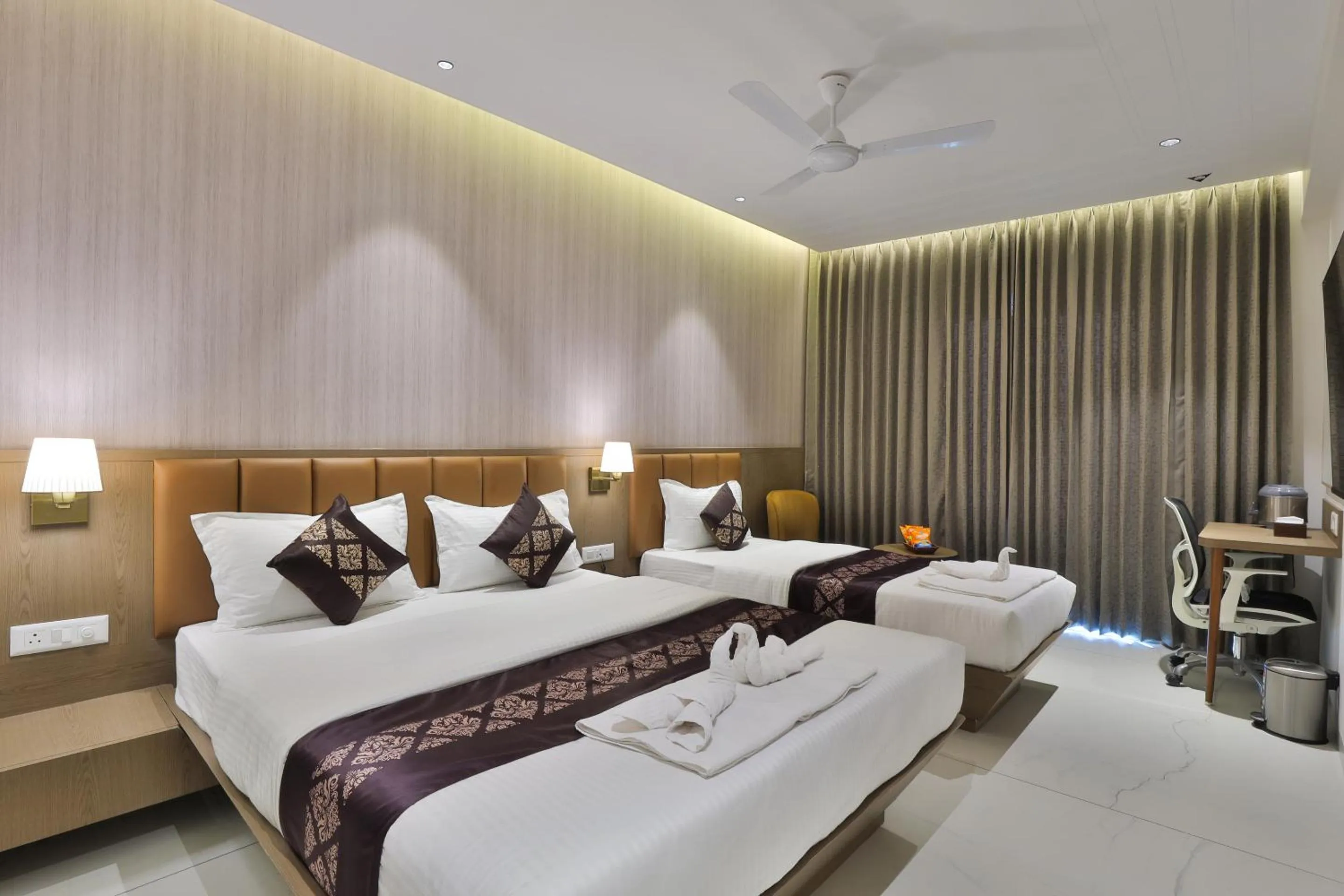 Bed in Hotel Bawa Inn