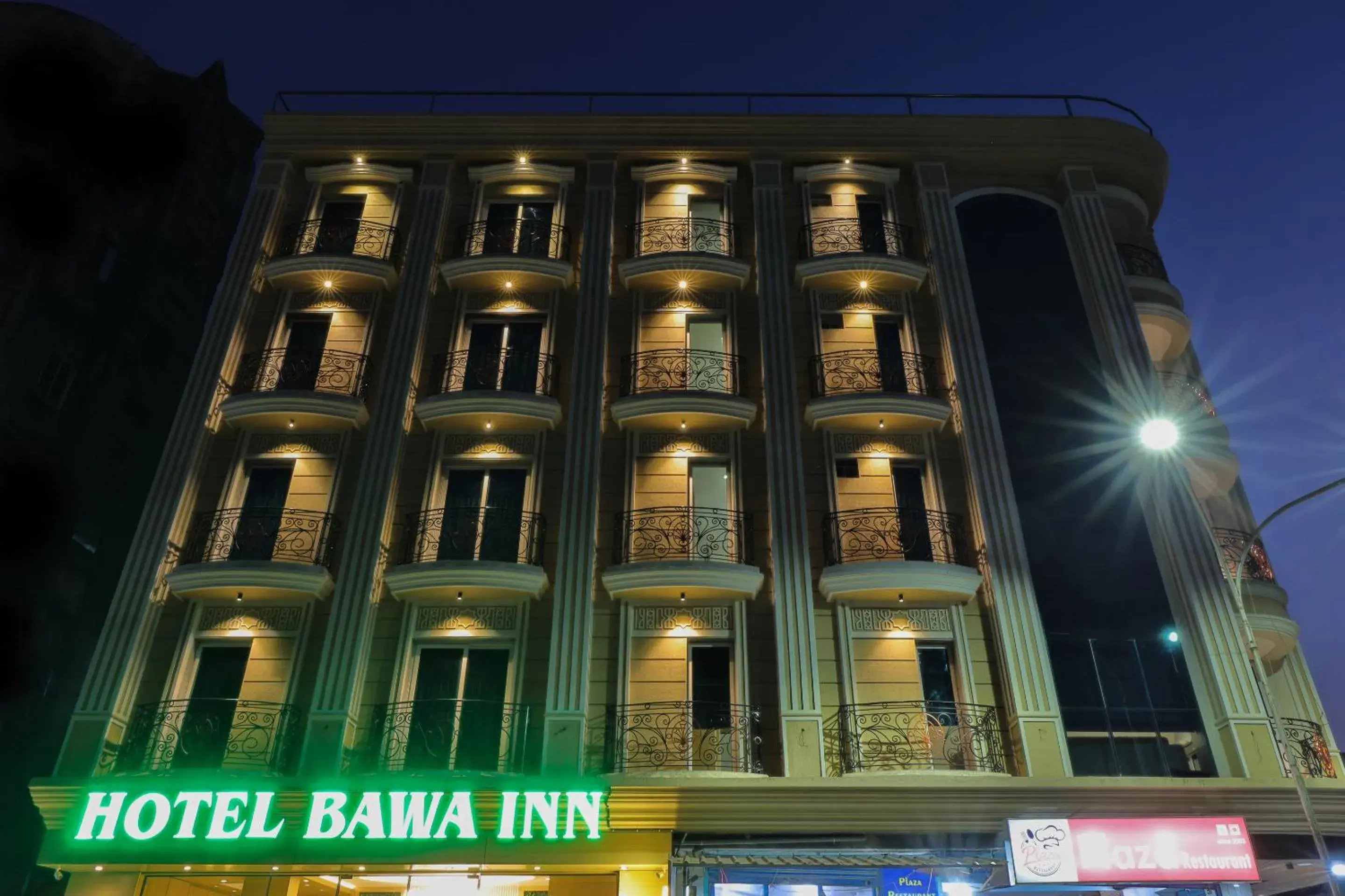 Property building in Hotel Bawa Inn Property building in Hotel Bawa Inn