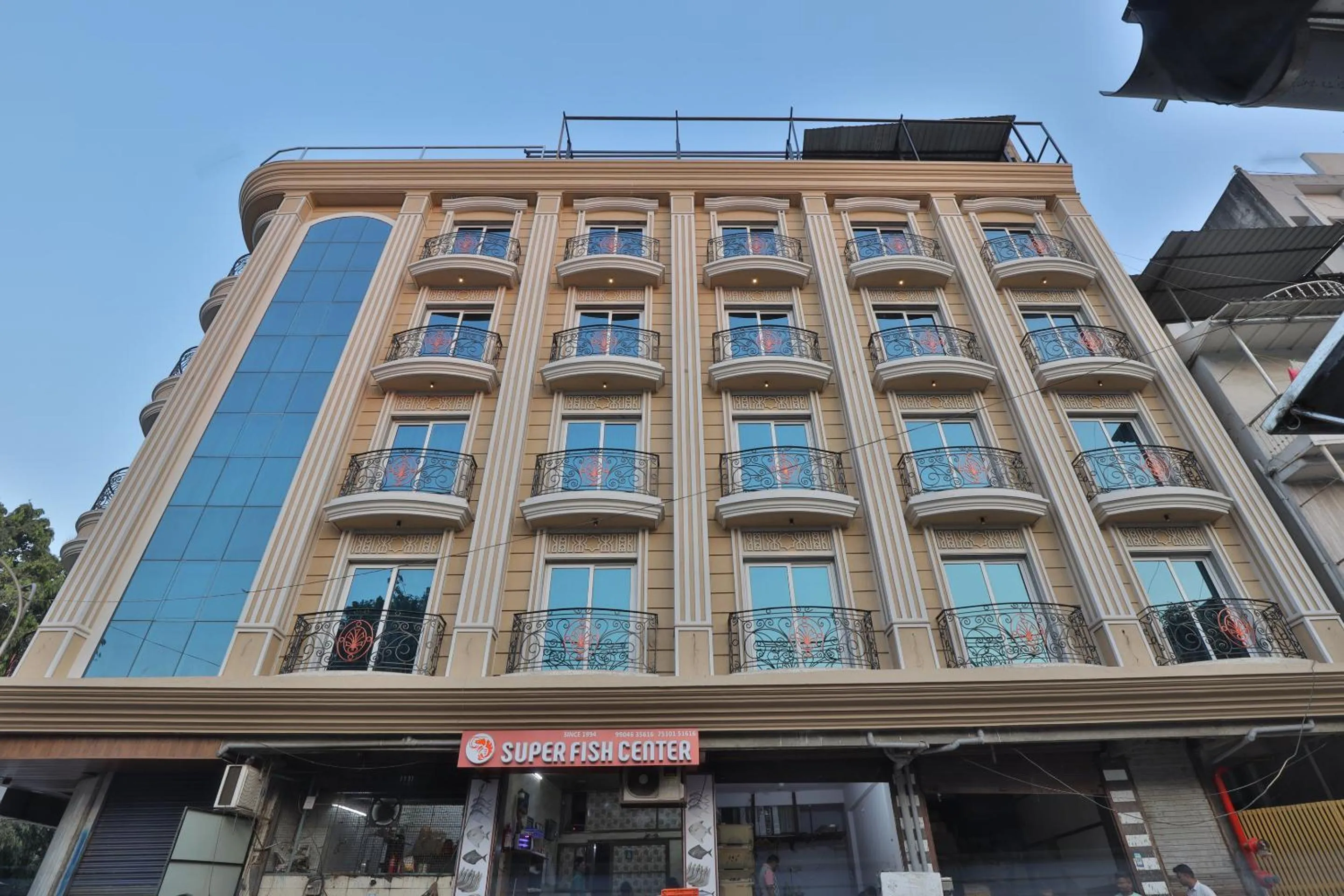 Property building in Hotel Bawa Inn