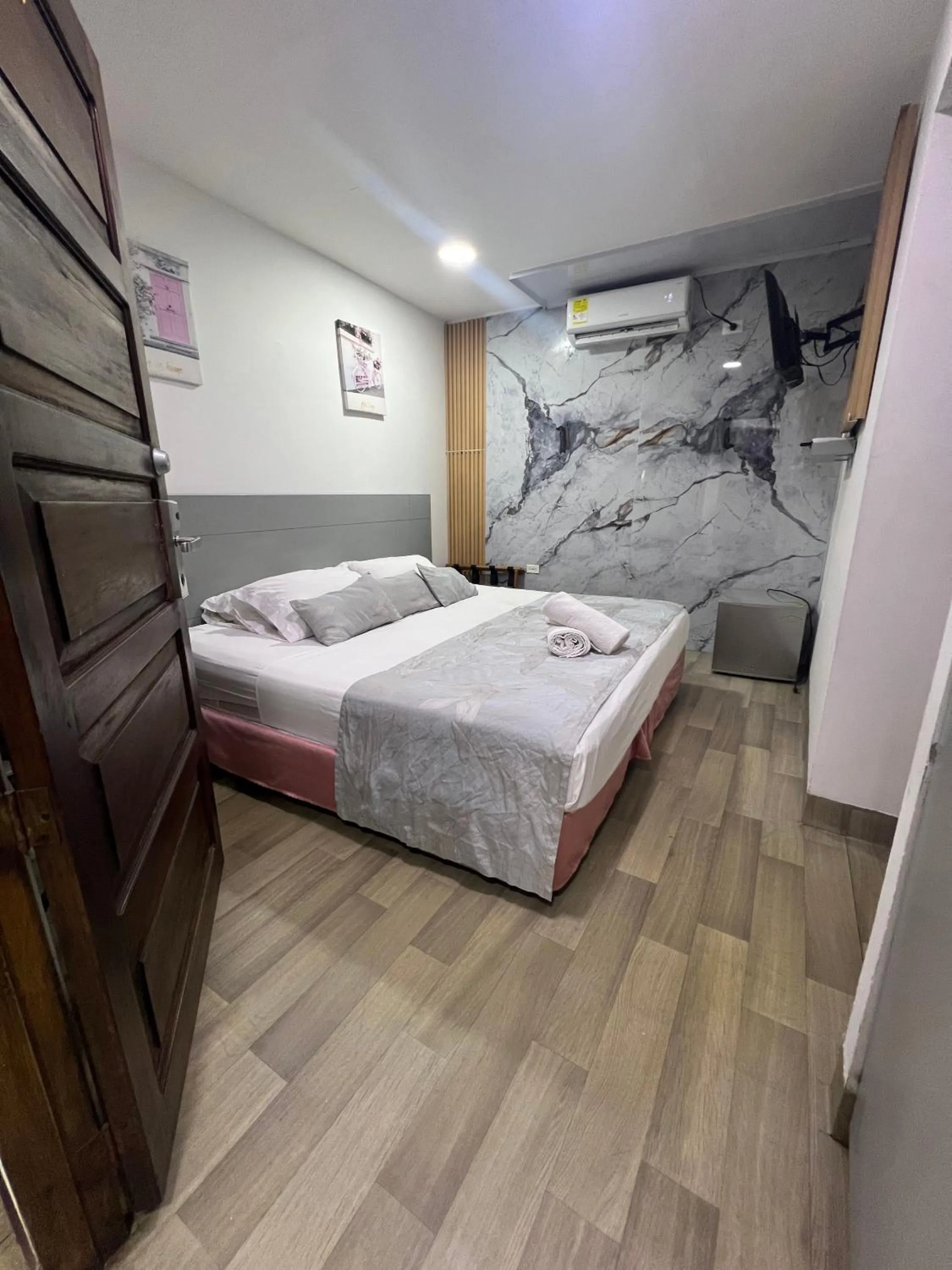 Photo of the whole room, Bed in Santa Alejandría Hotel