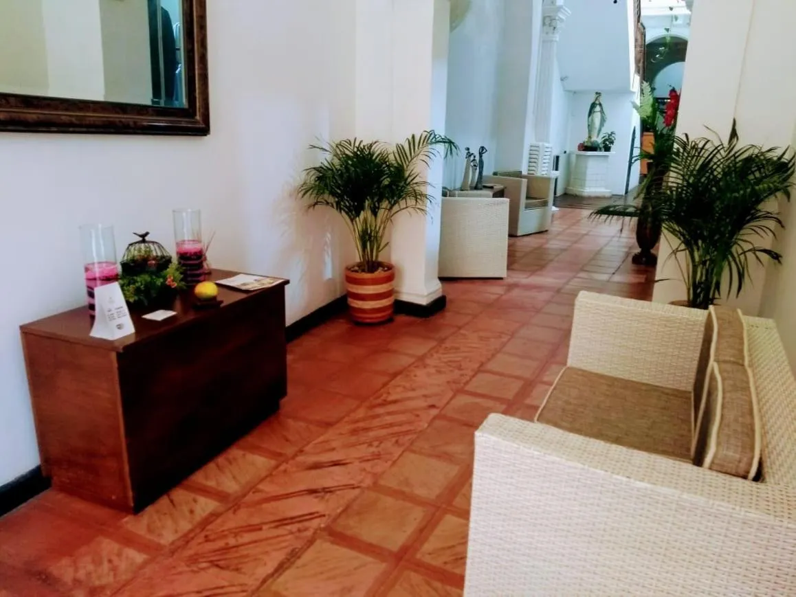 Santa Alejandría Hotel