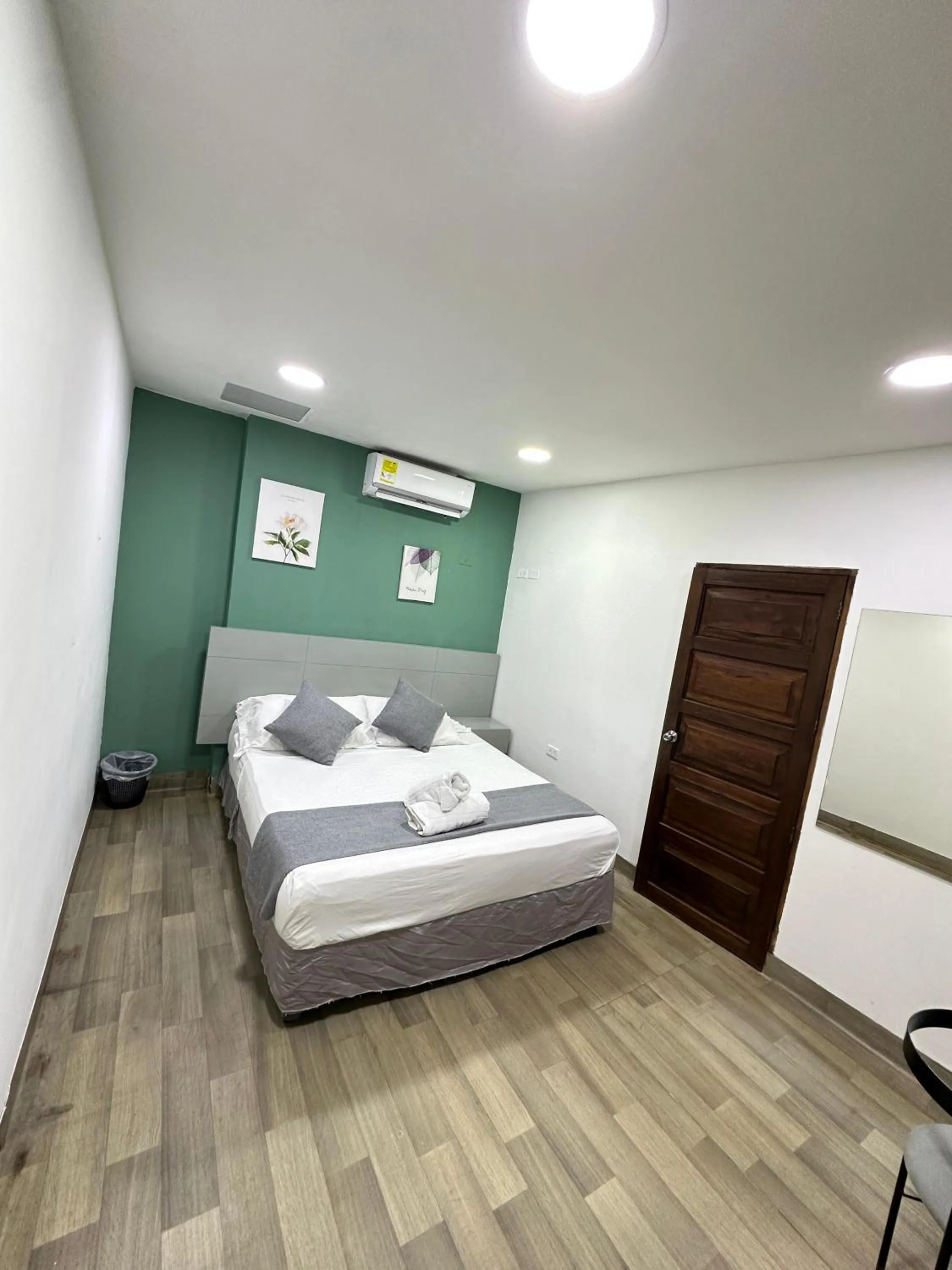 Photo of the whole room, Bed in Santa Alejandría Hotel