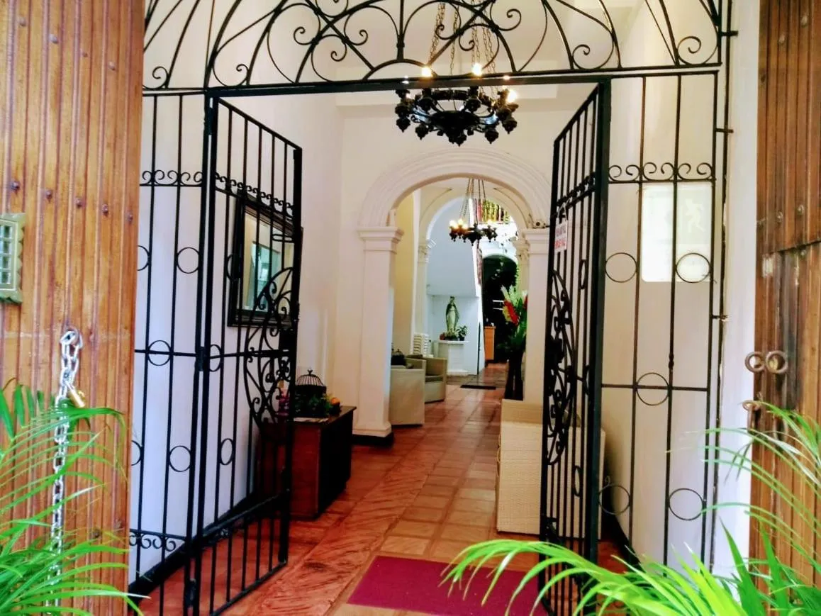 Santa Alejandría Hotel