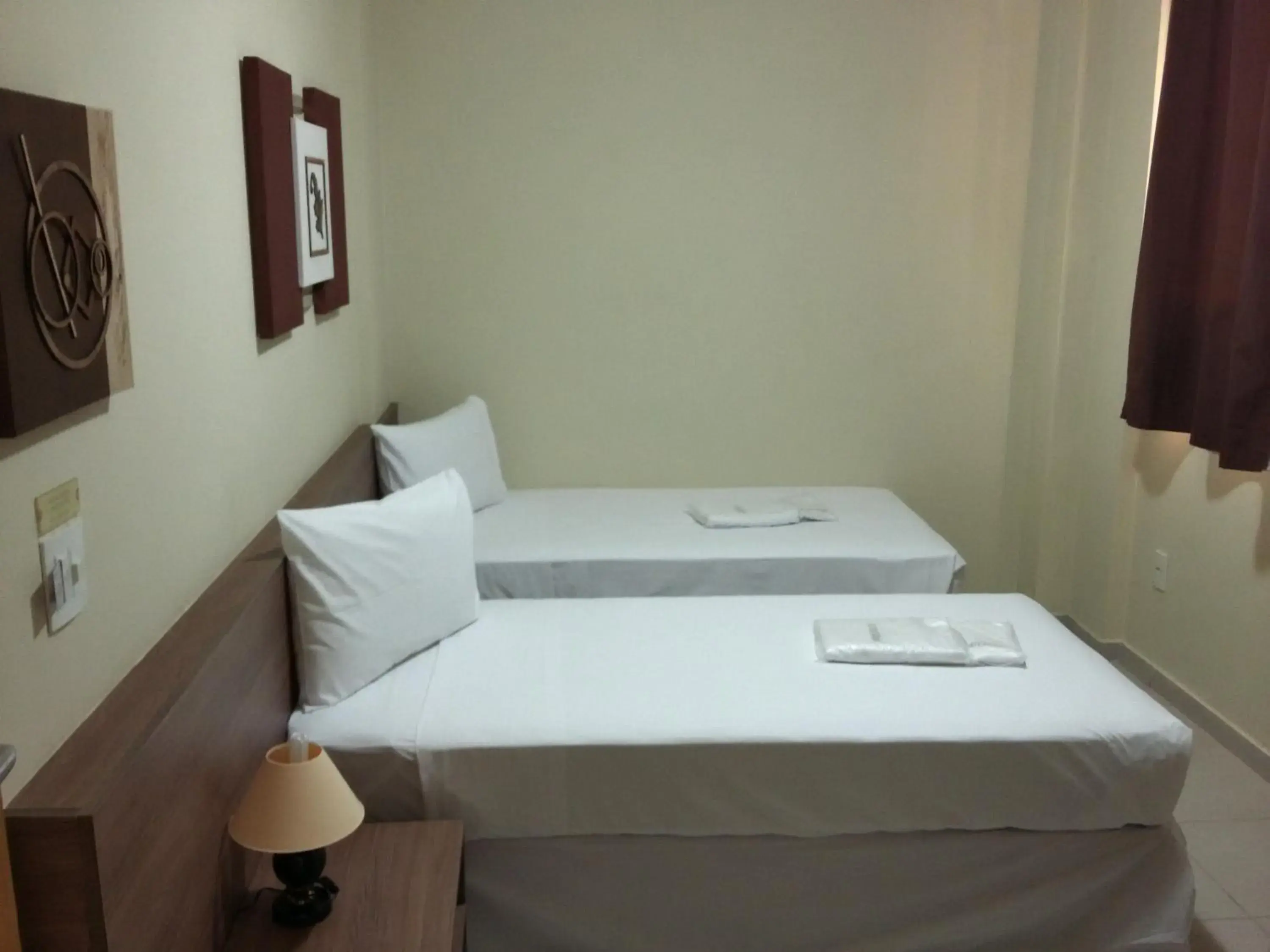 Budget Twin Room in Hotel Mont Rey Budget Twin Room in Hotel Mont Rey