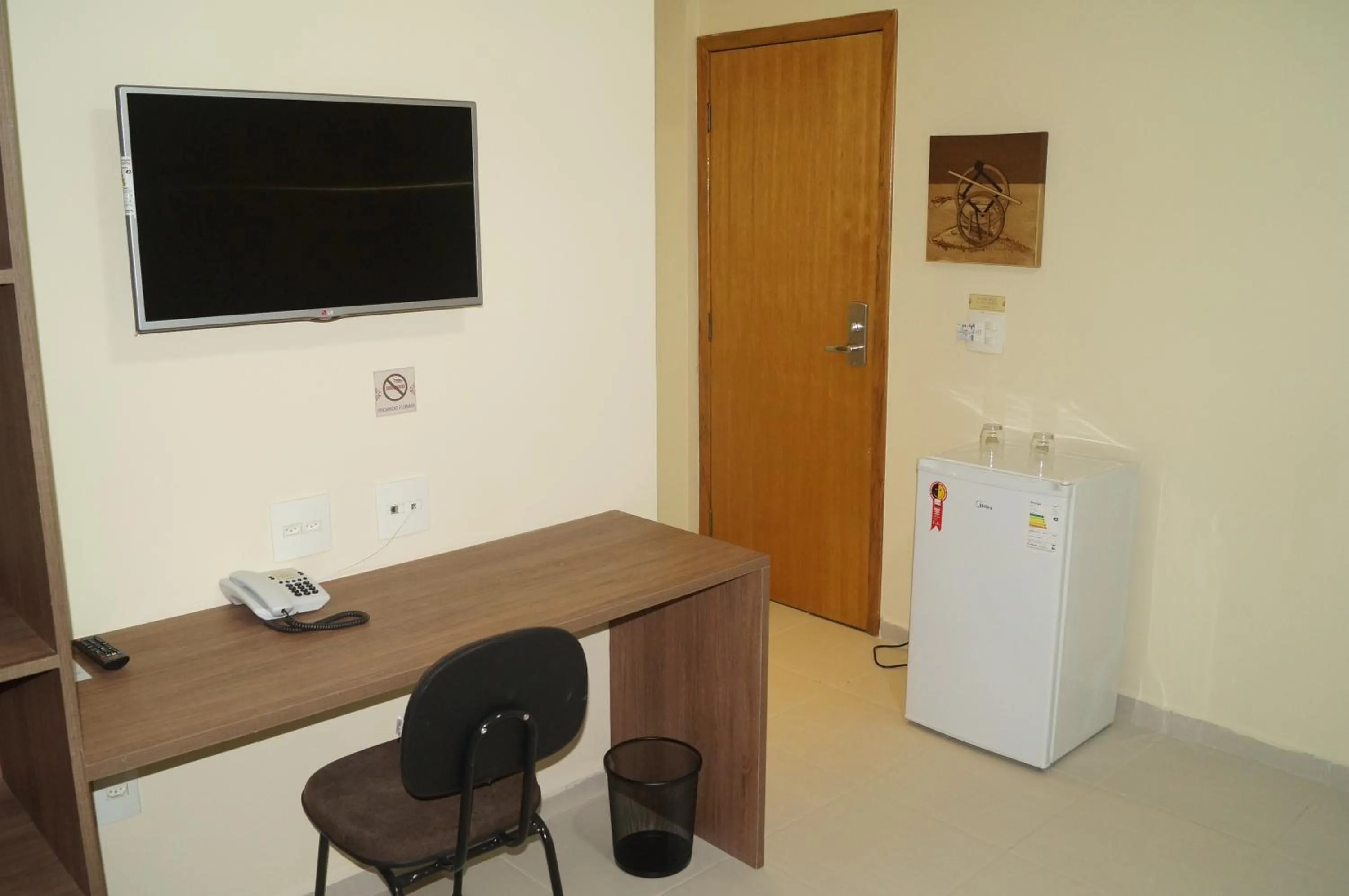 TV and multimedia in Hotel Mont Rey