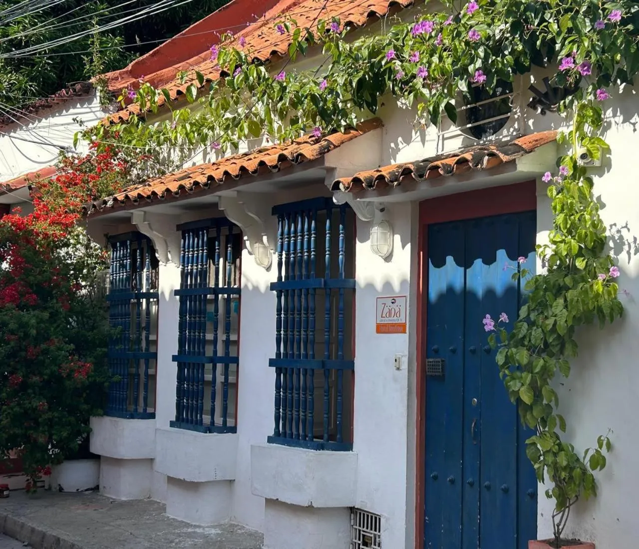 Facade/entrance in Zana Hotel Boutique