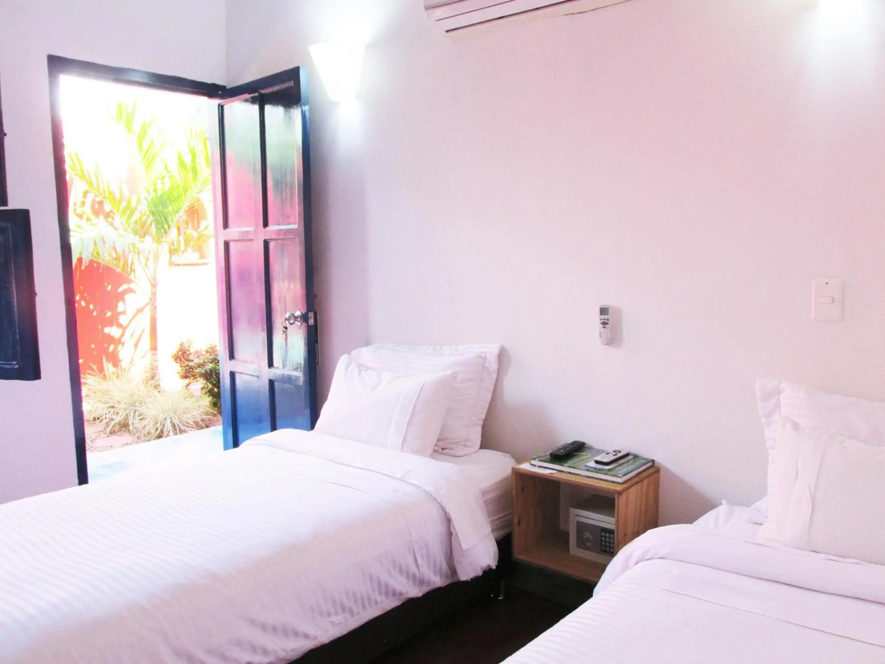 Twin Room in Zana Hotel Boutique Twin Room in Zana Hotel Boutique