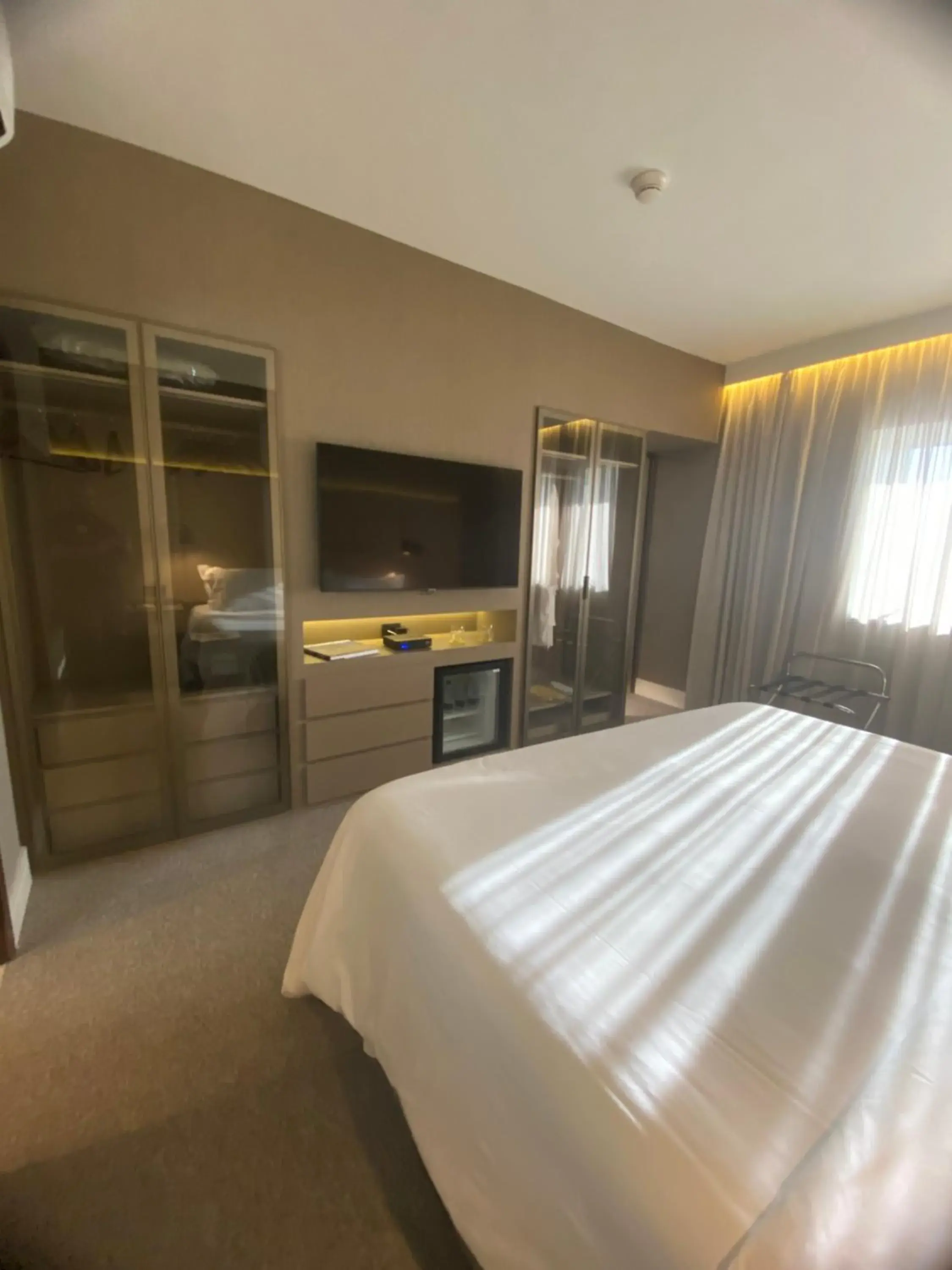 Photo of the whole room, Bed in Golden Tulip São José dos Campos Photo of the whole room, Bed in Golden Tulip São José dos Campos