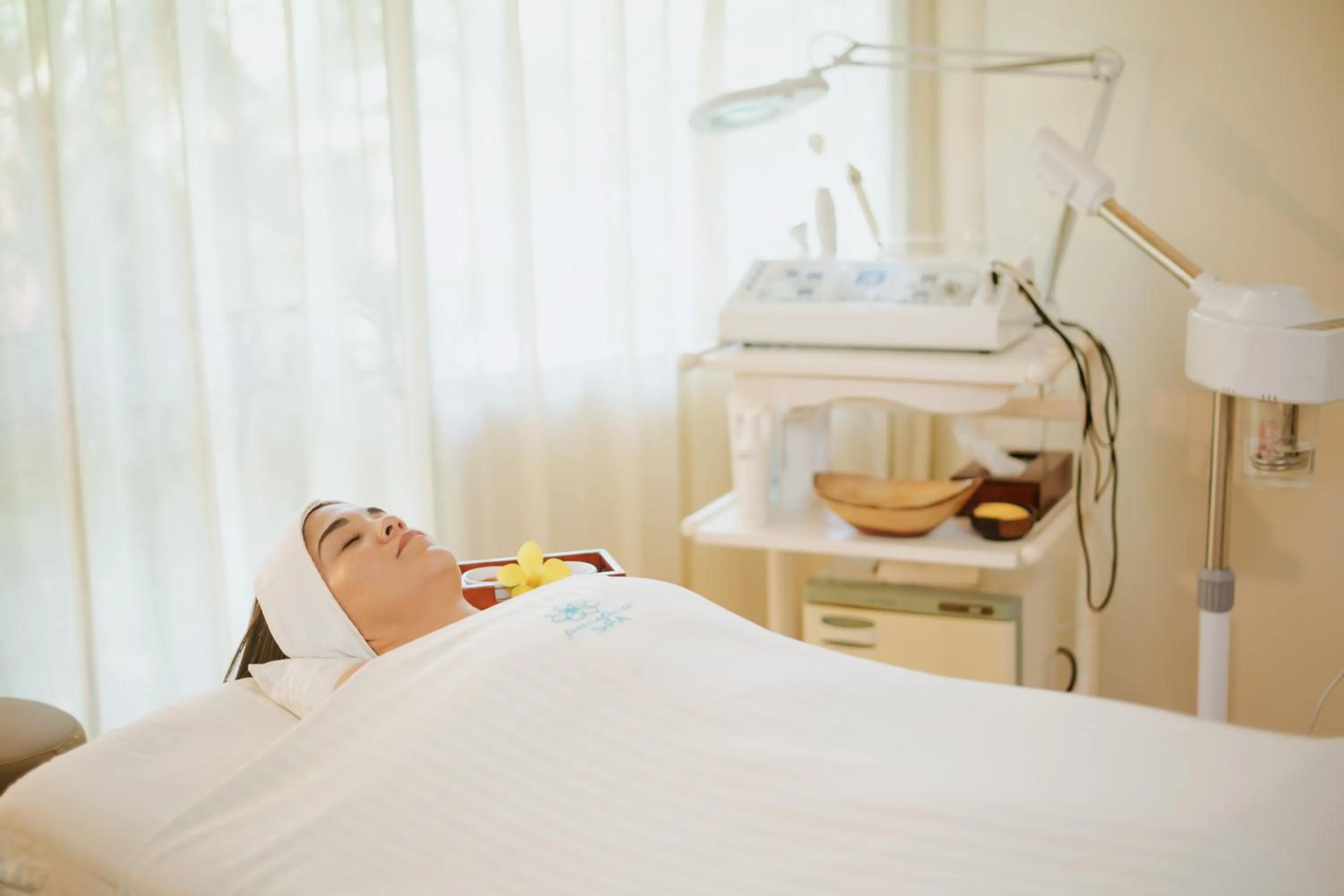 Massage in Vista Suites at Parador - Adults Only